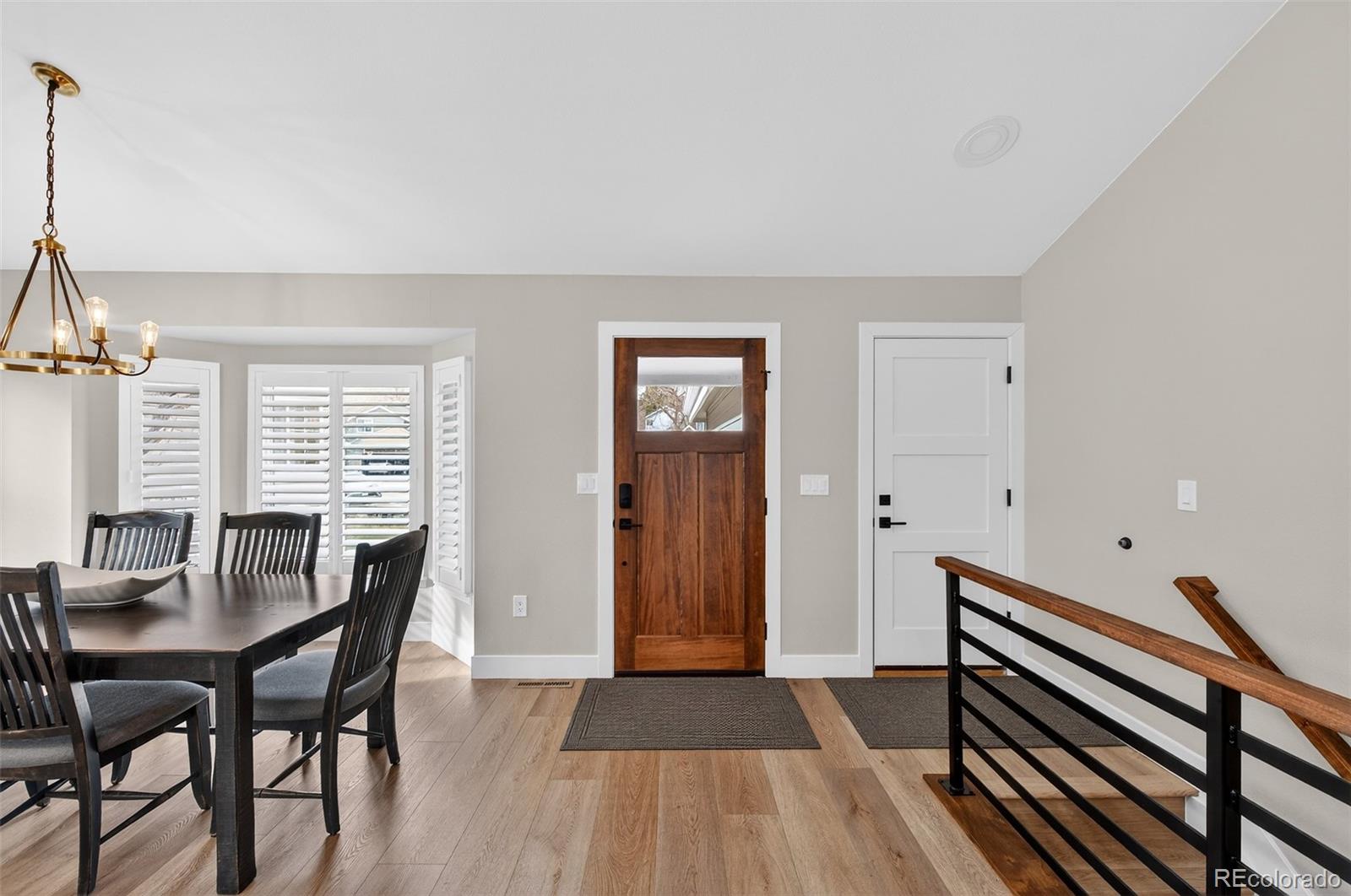 MLS Image #2 for 10  long spur,littleton, Colorado