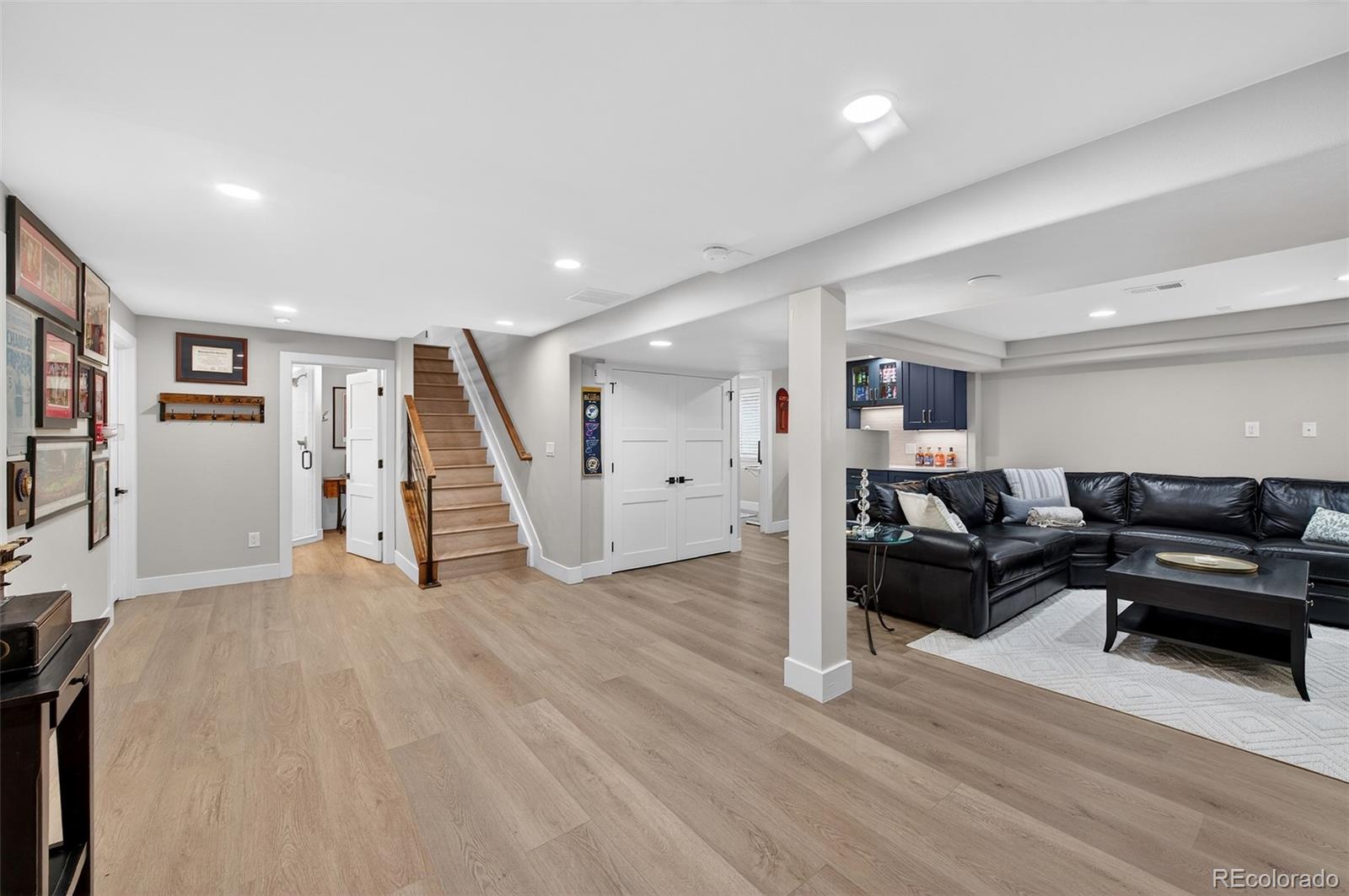 MLS Image #23 for 10  long spur,littleton, Colorado