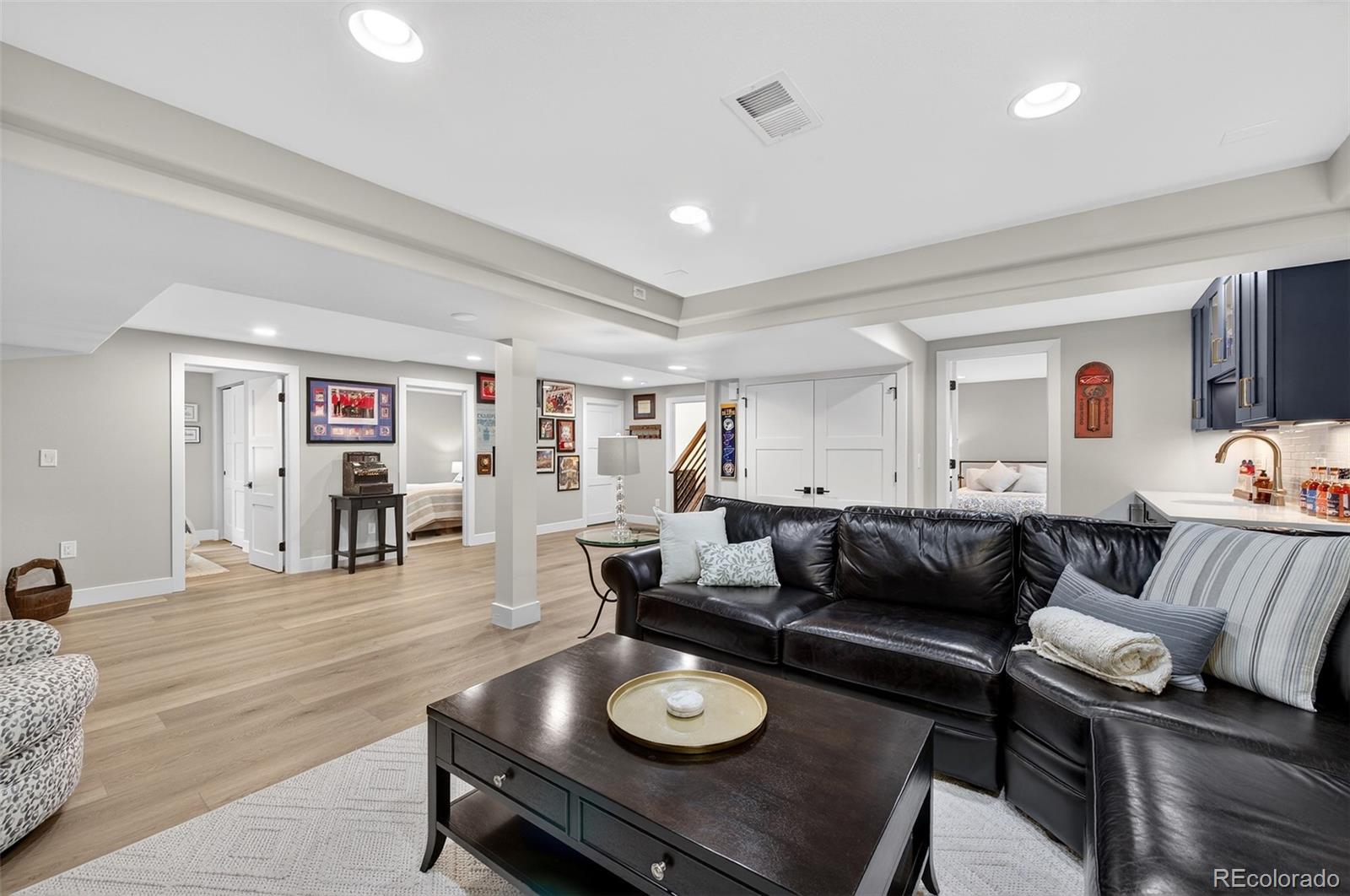 MLS Image #28 for 10  long spur,littleton, Colorado