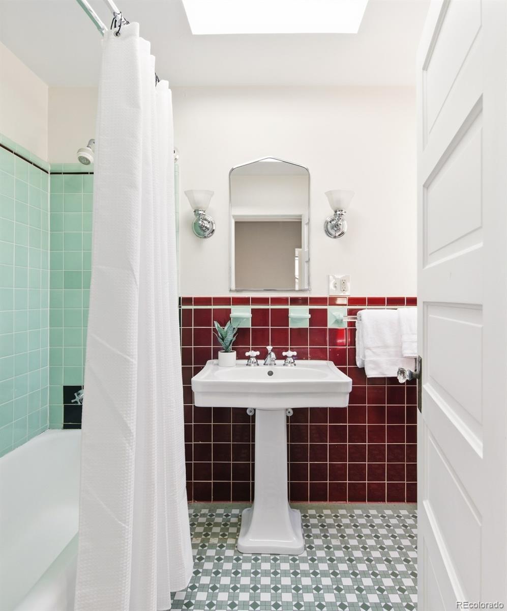 MLS Image #39 for 2057  clermont street,denver, Colorado
