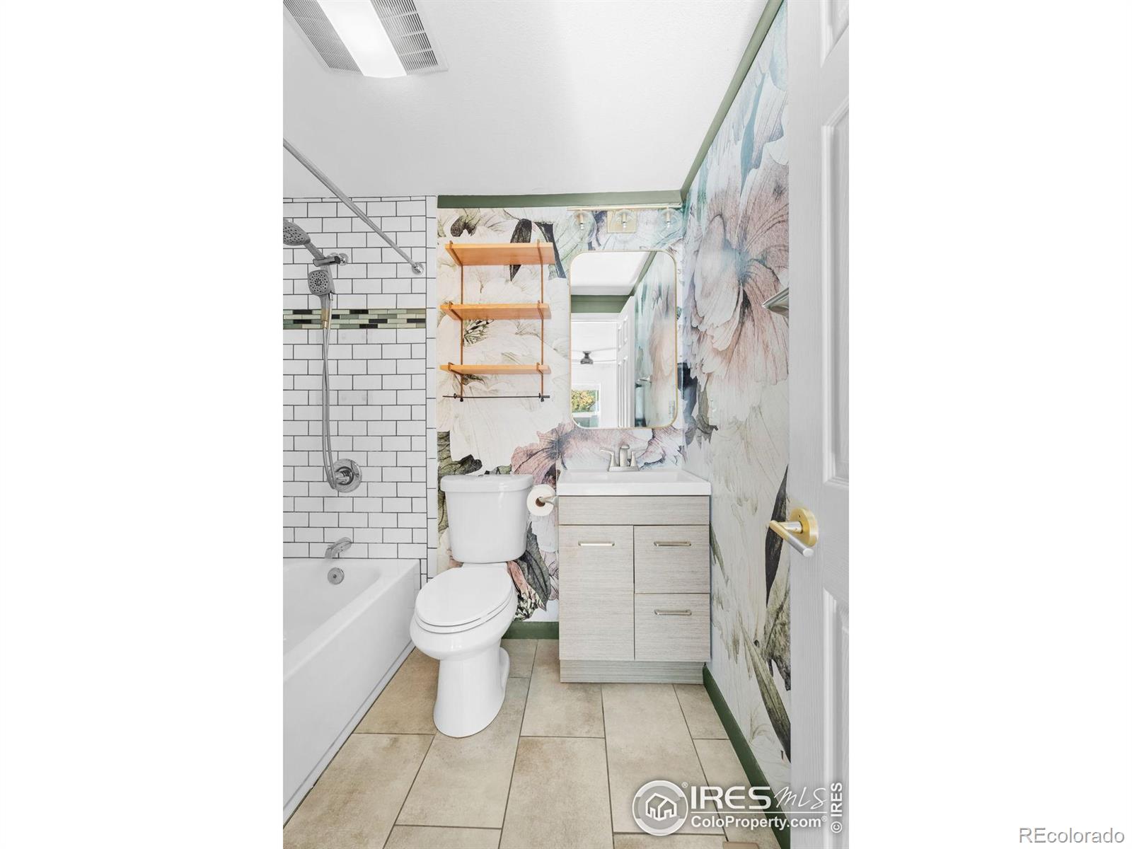 MLS Image #17 for 631 e 12th street,loveland, Colorado