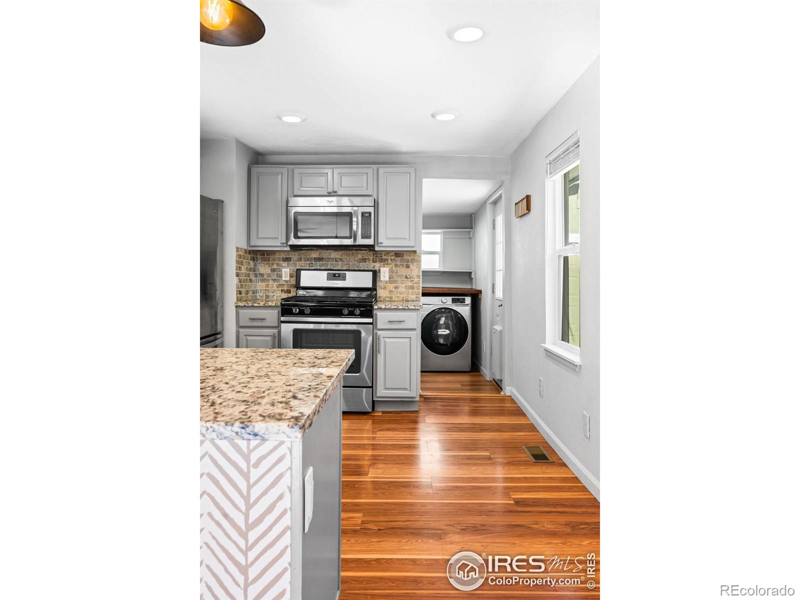 MLS Image #8 for 631 e 12th street,loveland, Colorado