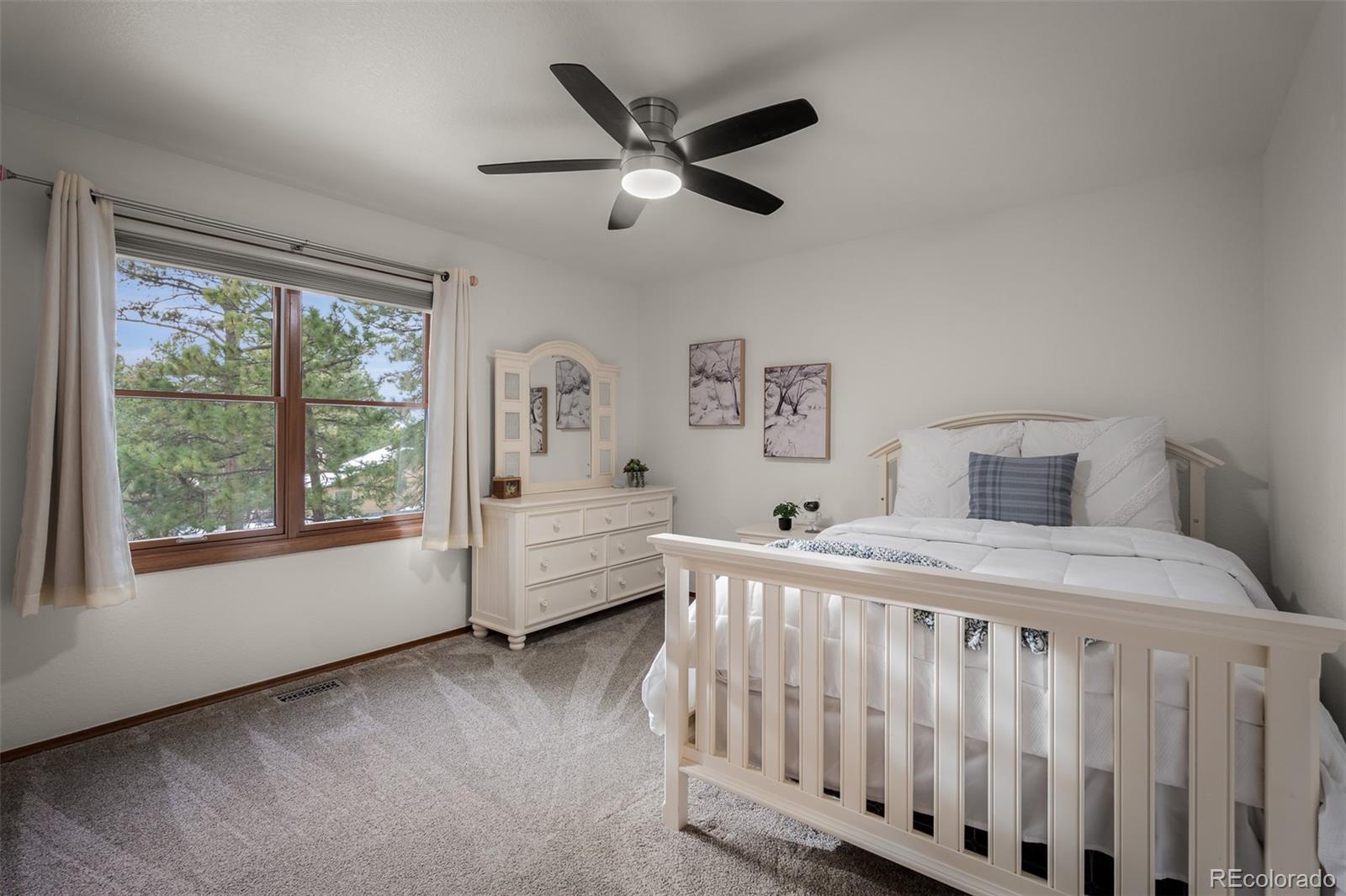 MLS Image #40 for 20070  lofty pine lane,monument, Colorado