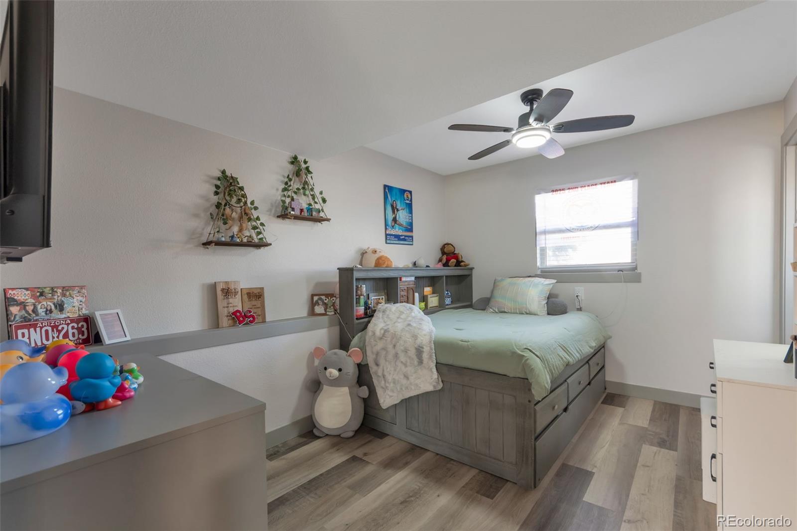 MLS Image #11 for 8625 s yukon street,littleton, Colorado