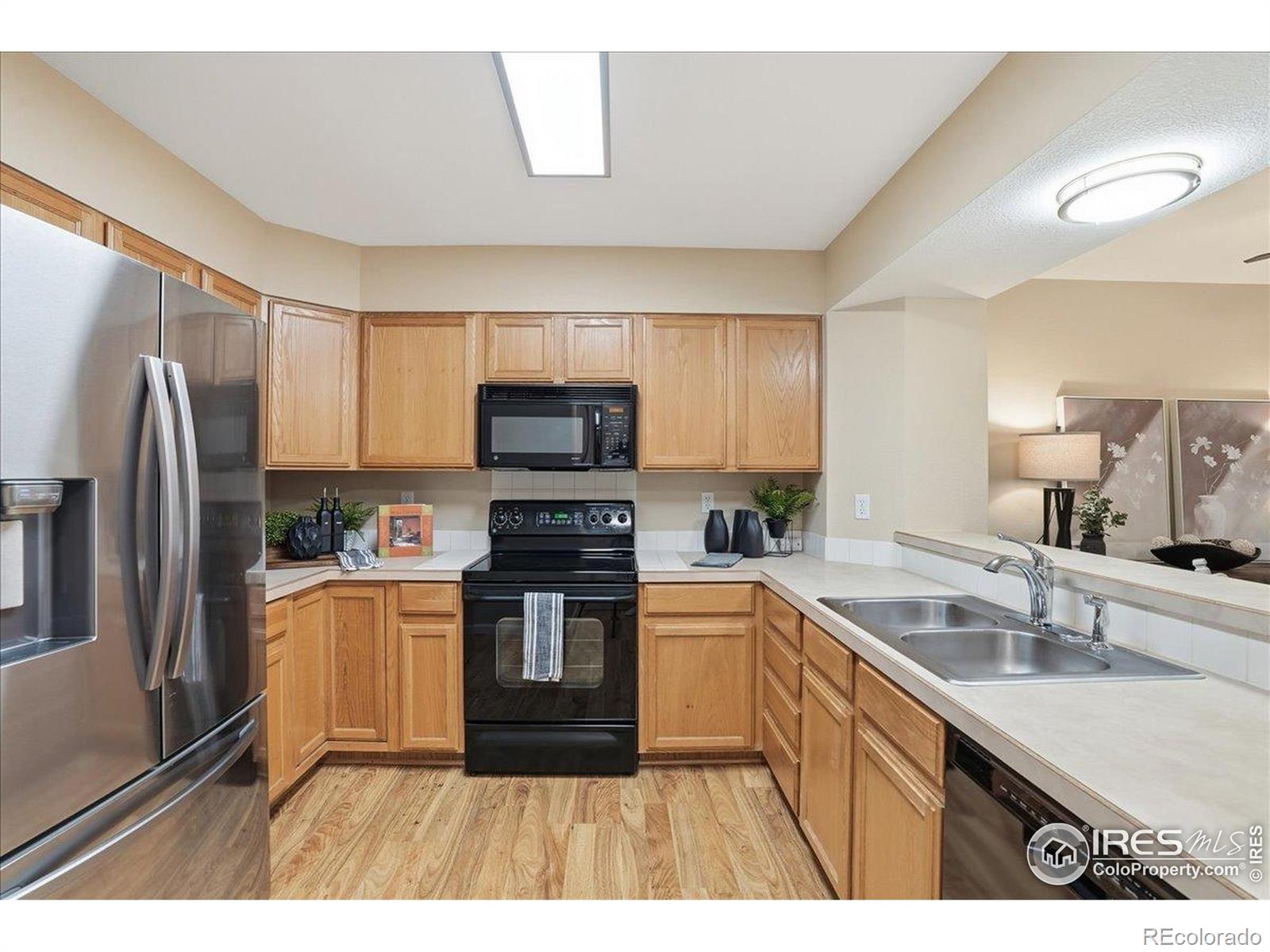 MLS Image #11 for 2087  manitou court,loveland, Colorado