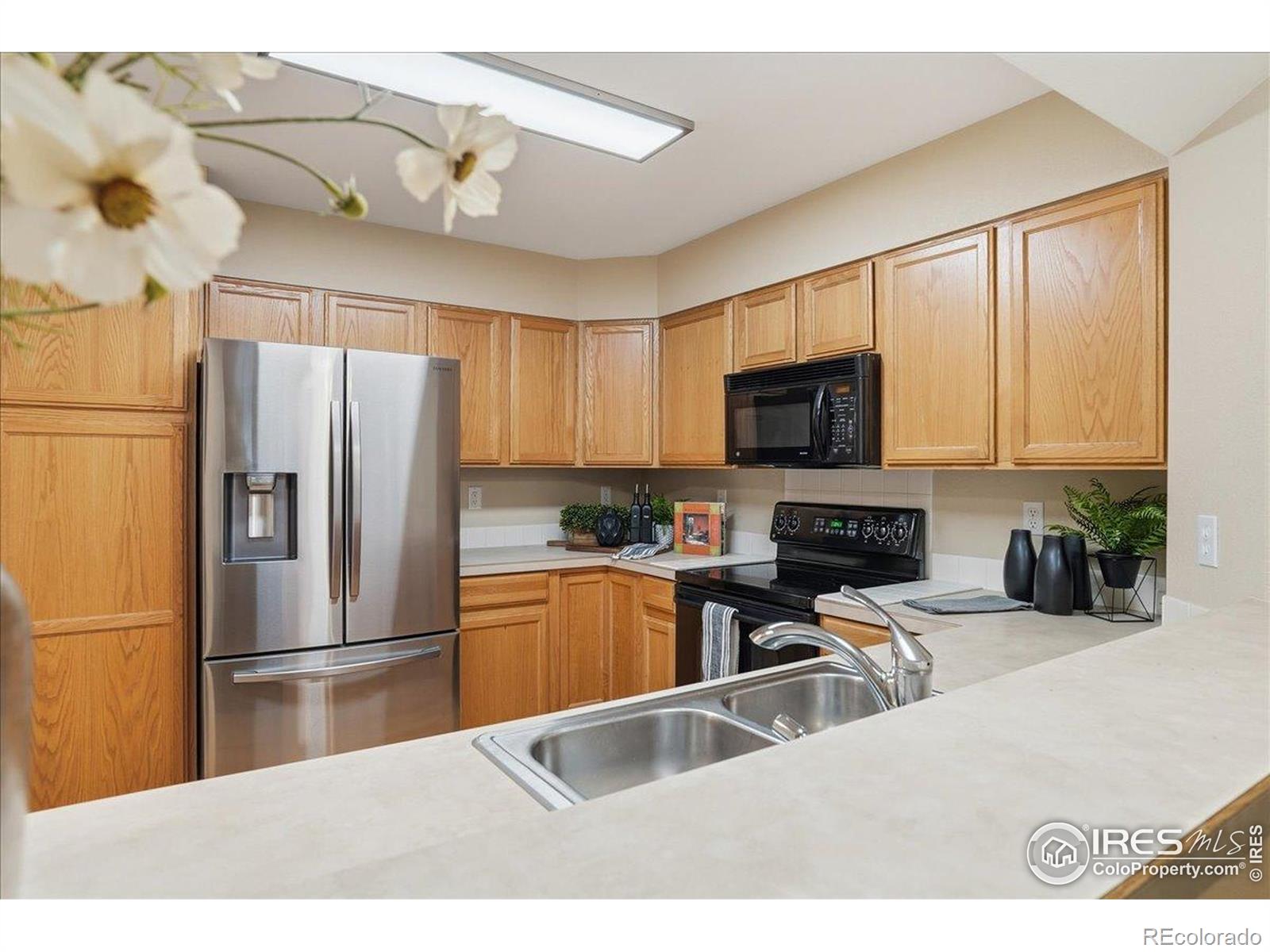 MLS Image #12 for 2087  manitou court,loveland, Colorado