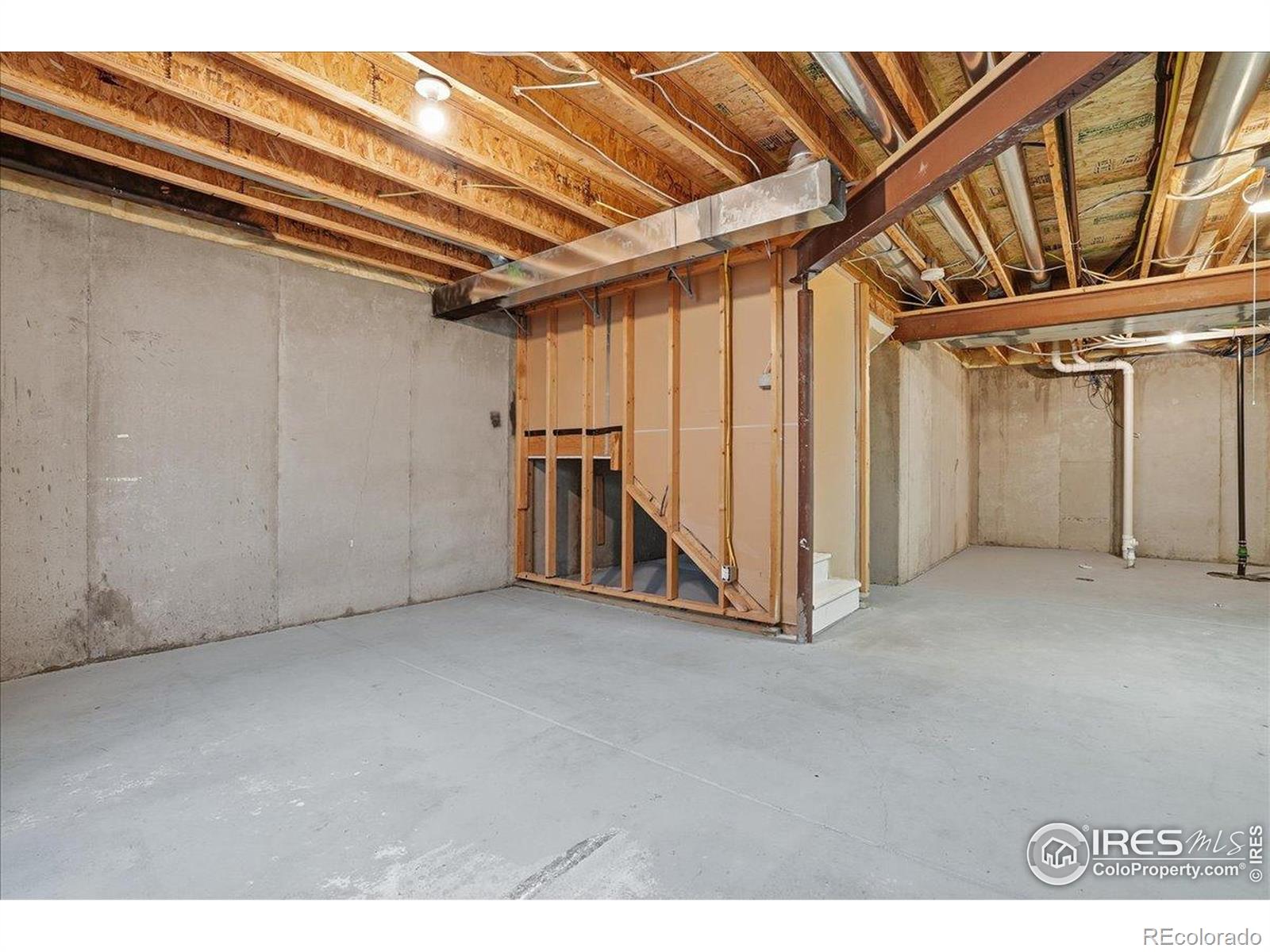 MLS Image #38 for 2087  manitou court,loveland, Colorado