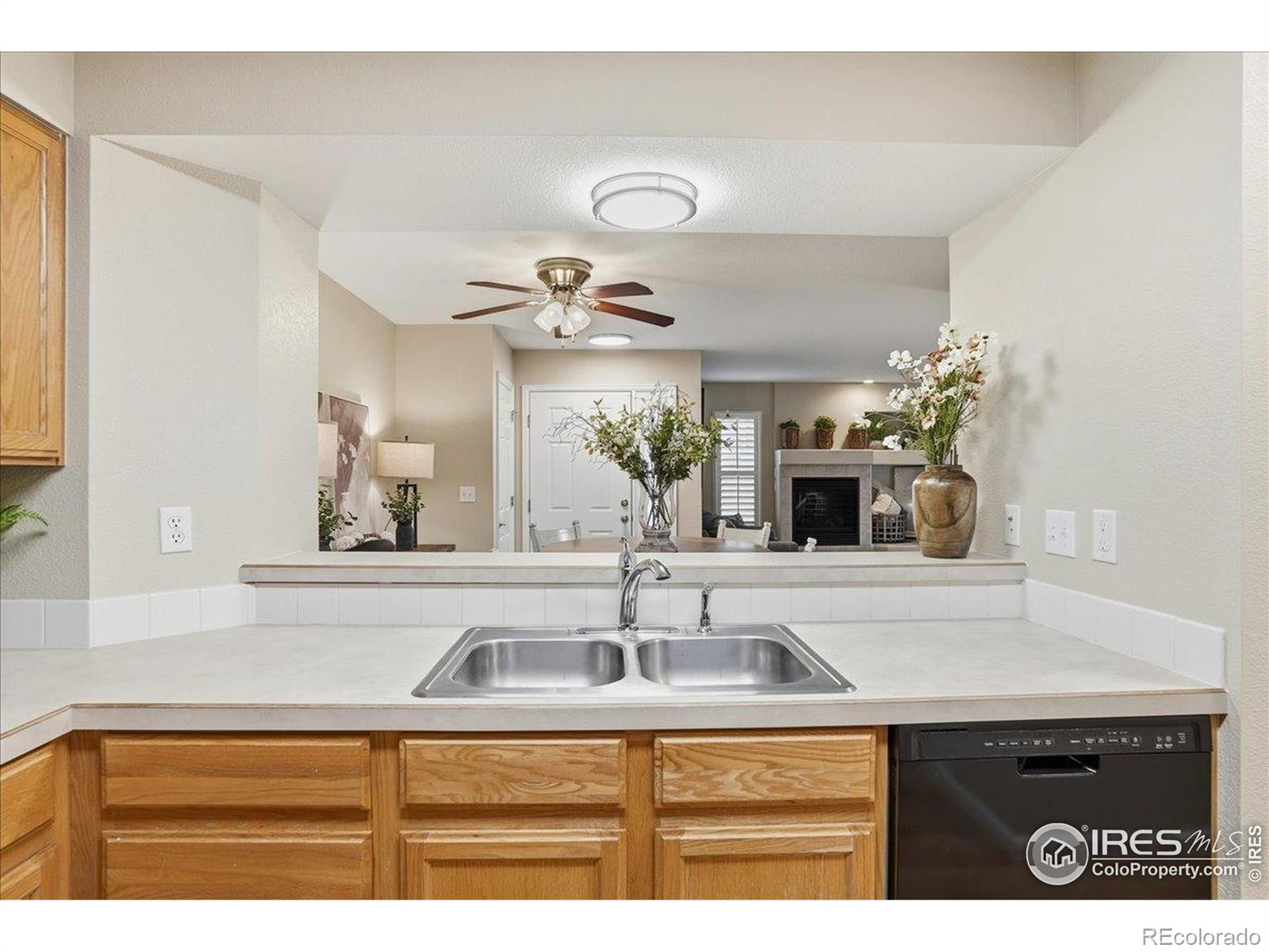MLS Image #9 for 2087  manitou court,loveland, Colorado