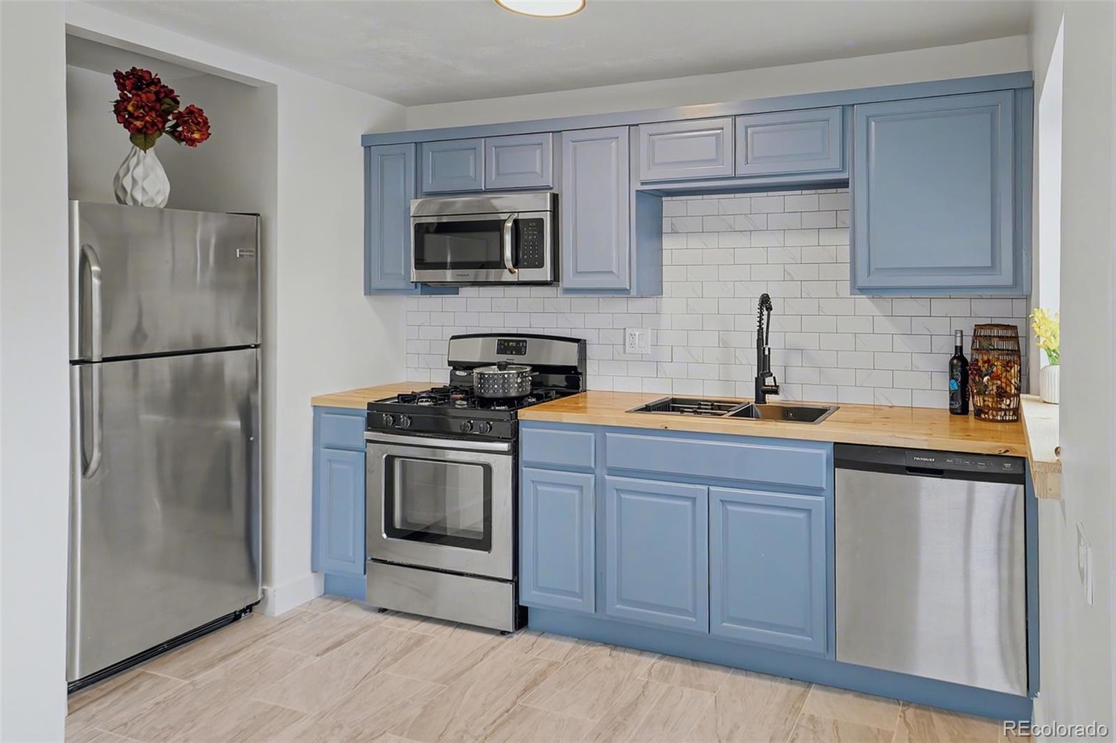 MLS Image #3 for 1984 w kentucky avenue,denver, Colorado