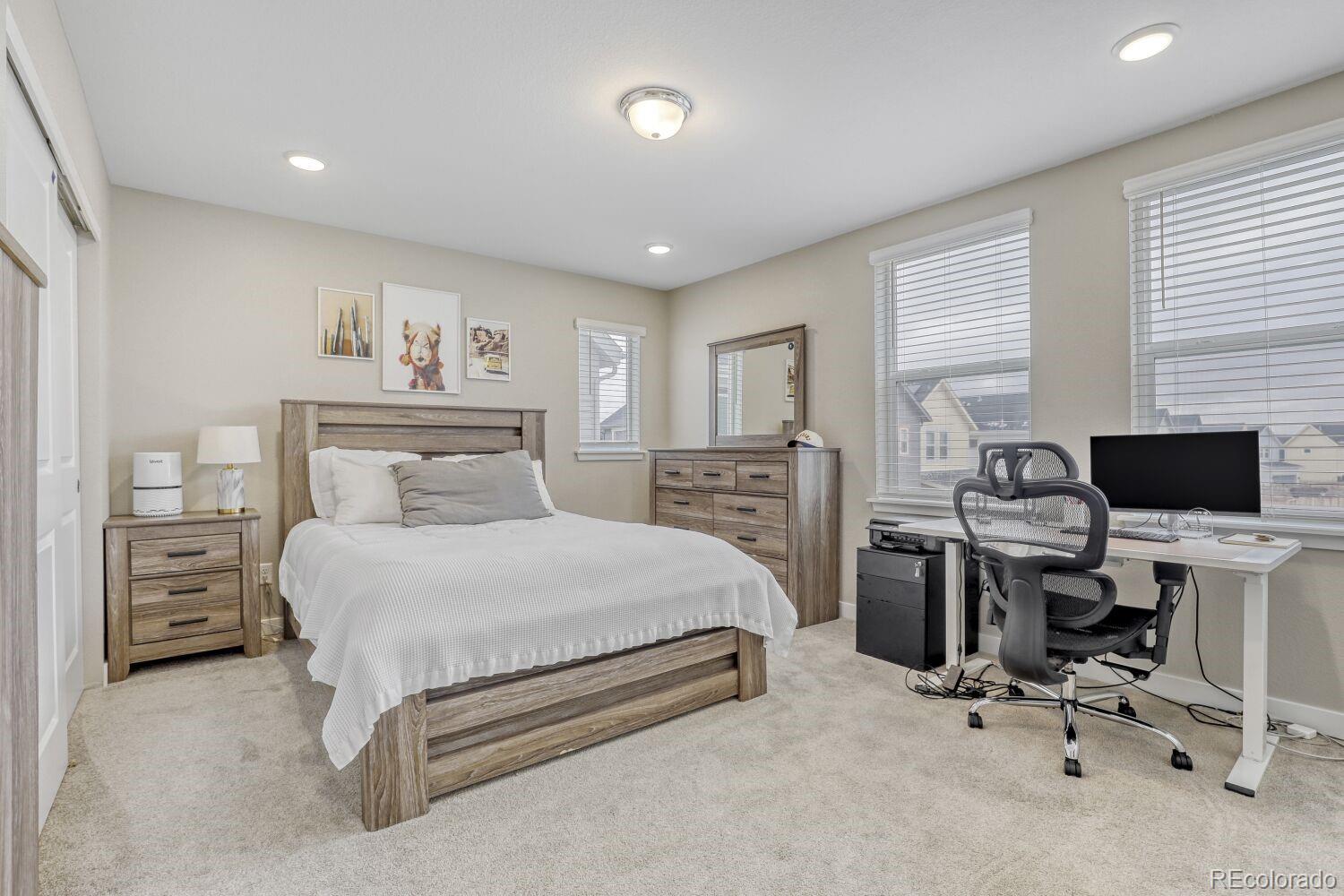 MLS Image #17 for 6329 n galena way,denver, Colorado