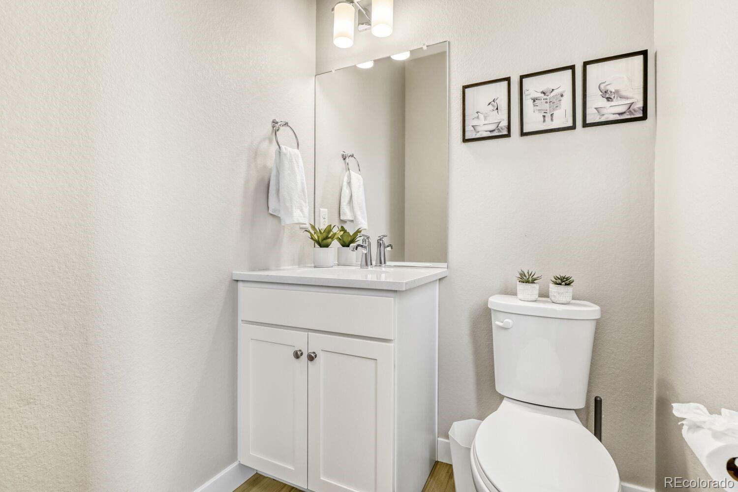 MLS Image #22 for 6329 n galena way,denver, Colorado