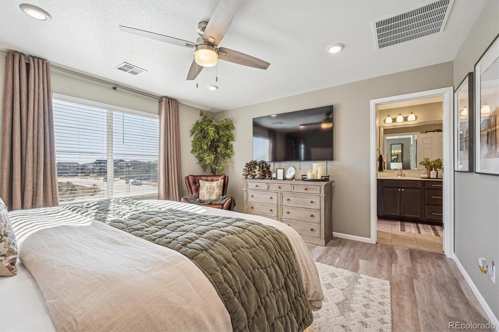MLS Image #21 for 21121 e 60th avenue,aurora, Colorado