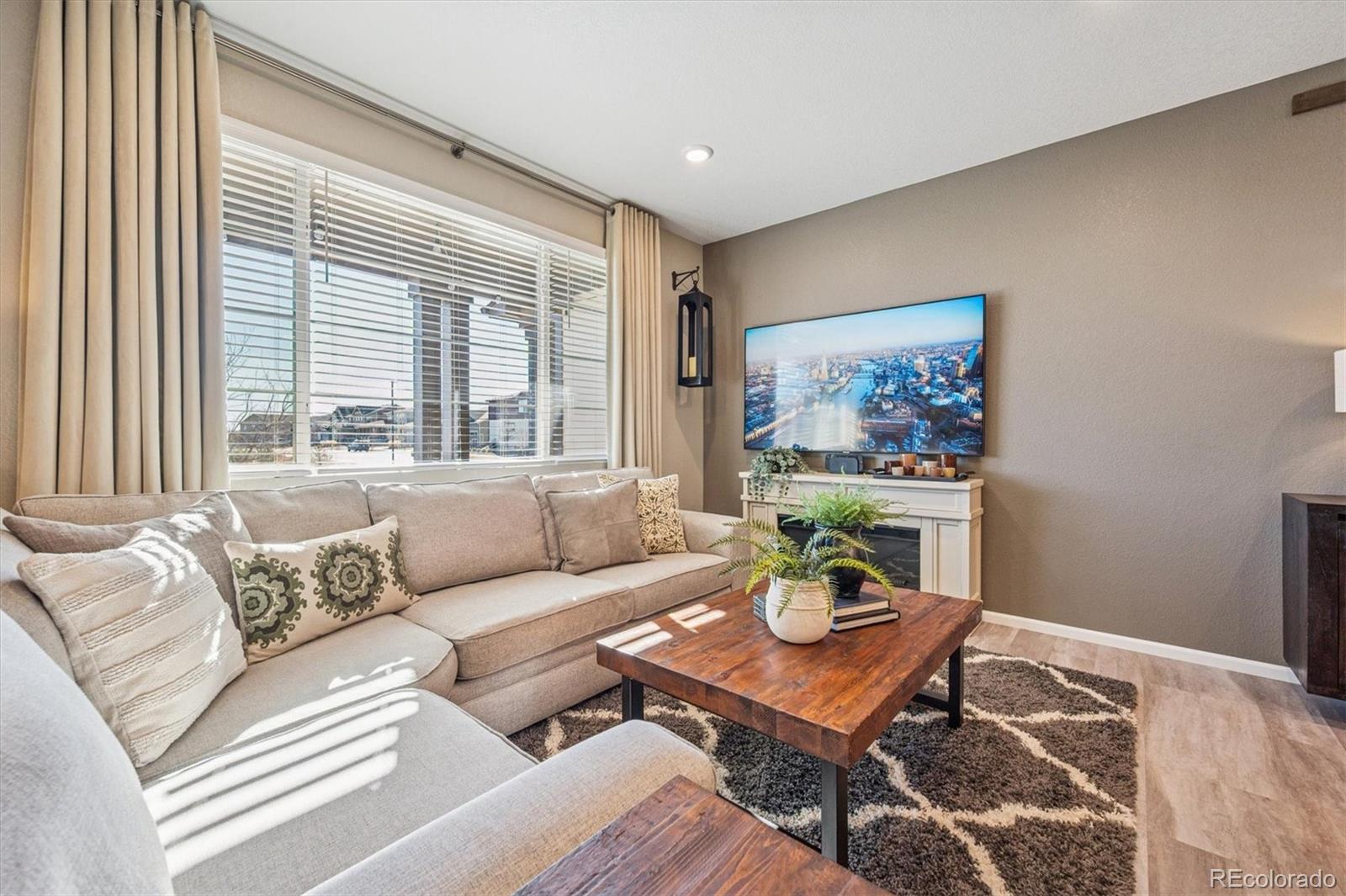 MLS Image #5 for 21121 e 60th avenue,aurora, Colorado