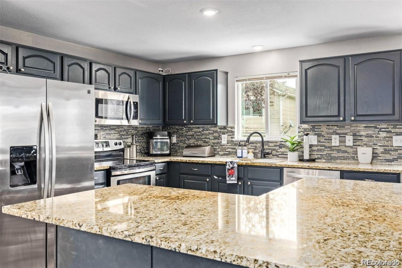 MLS Image #3 for 10076  helenaa street,commerce city, Colorado
