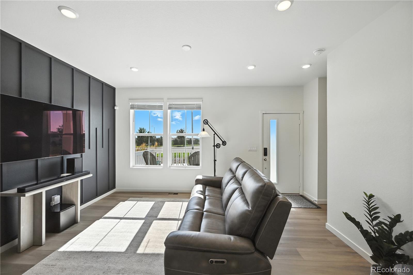 MLS Image #4 for 9072  gladiola way b,arvada, Colorado
