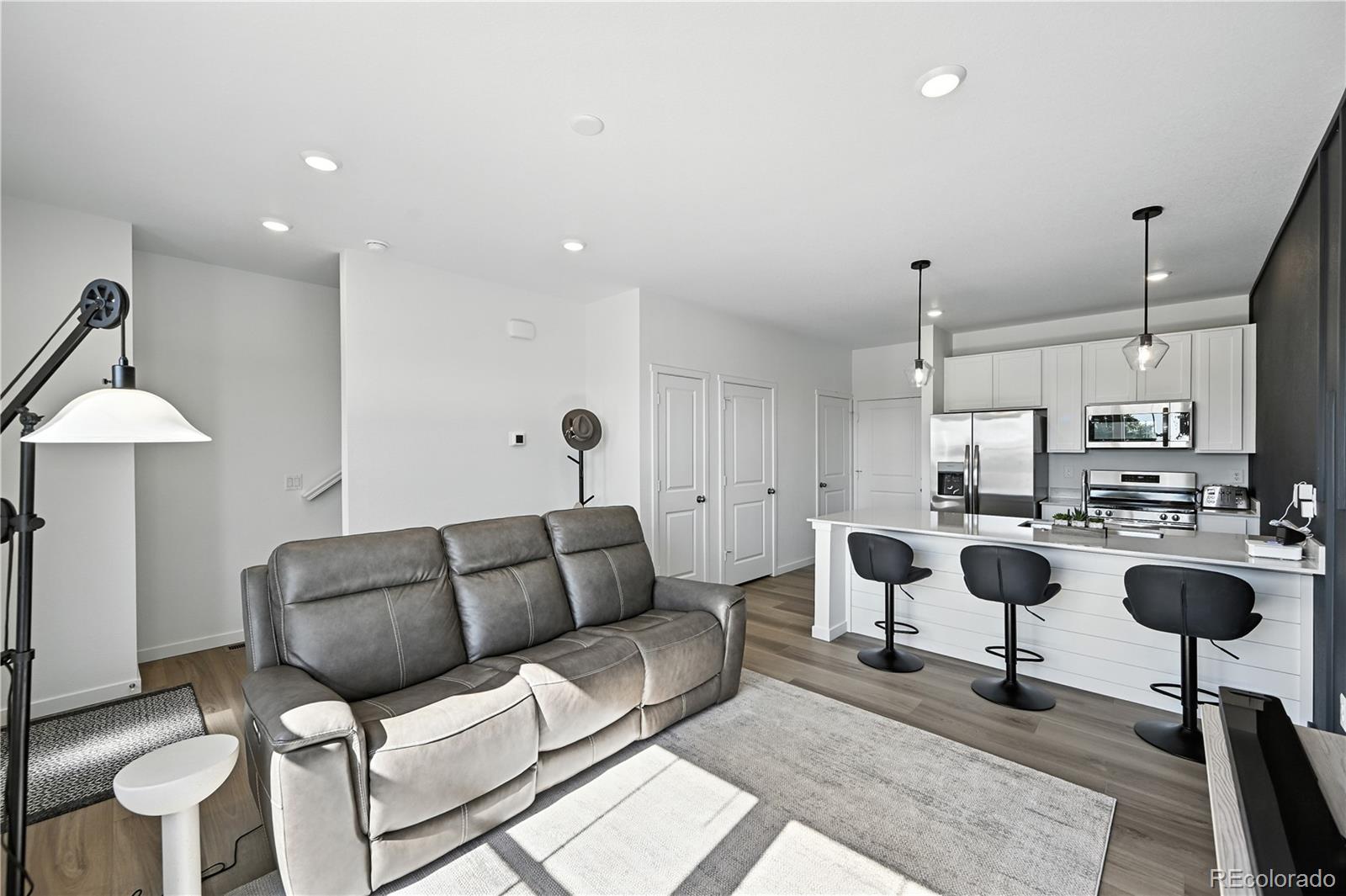 MLS Image #5 for 9072  gladiola way b,arvada, Colorado