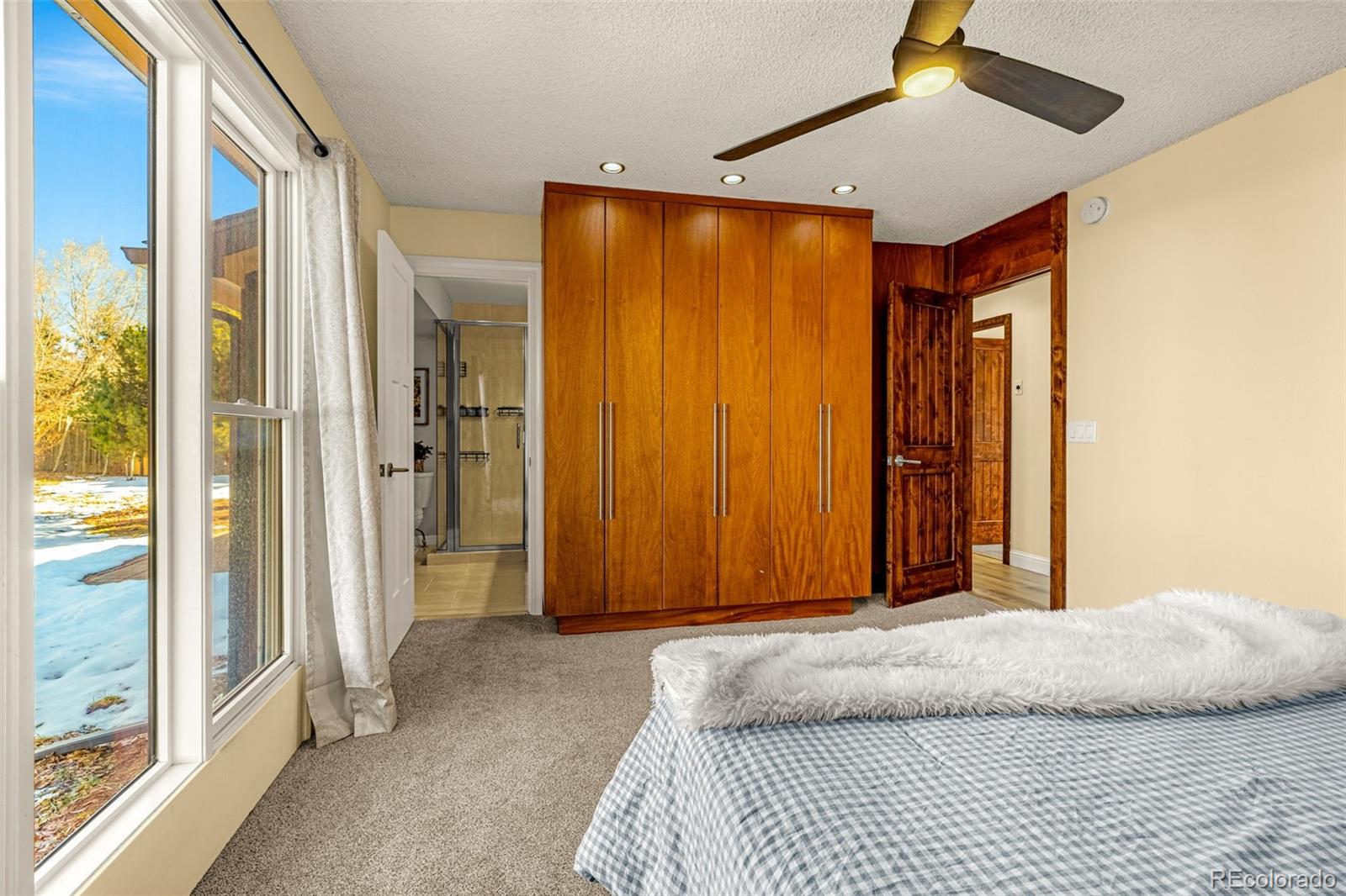 MLS Image #11 for 2206  chapel hills drive,colorado springs, Colorado