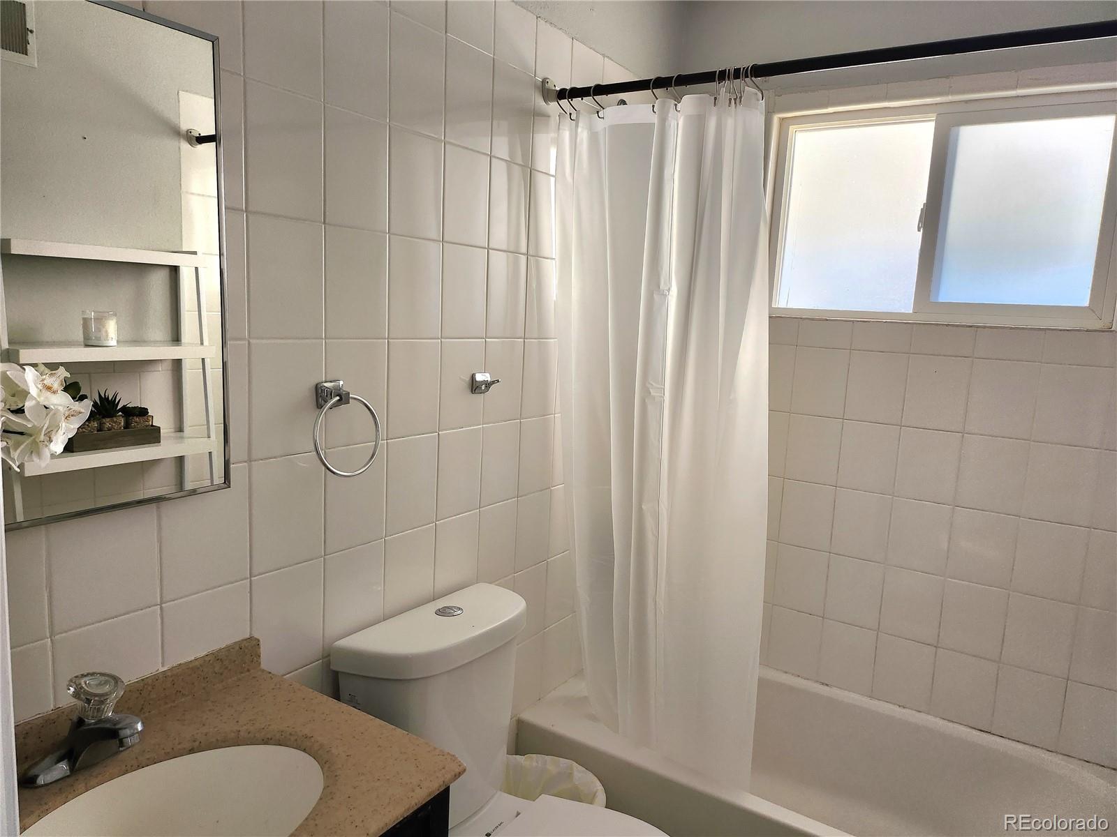 MLS Image #13 for 1311 s quivas street,denver, Colorado