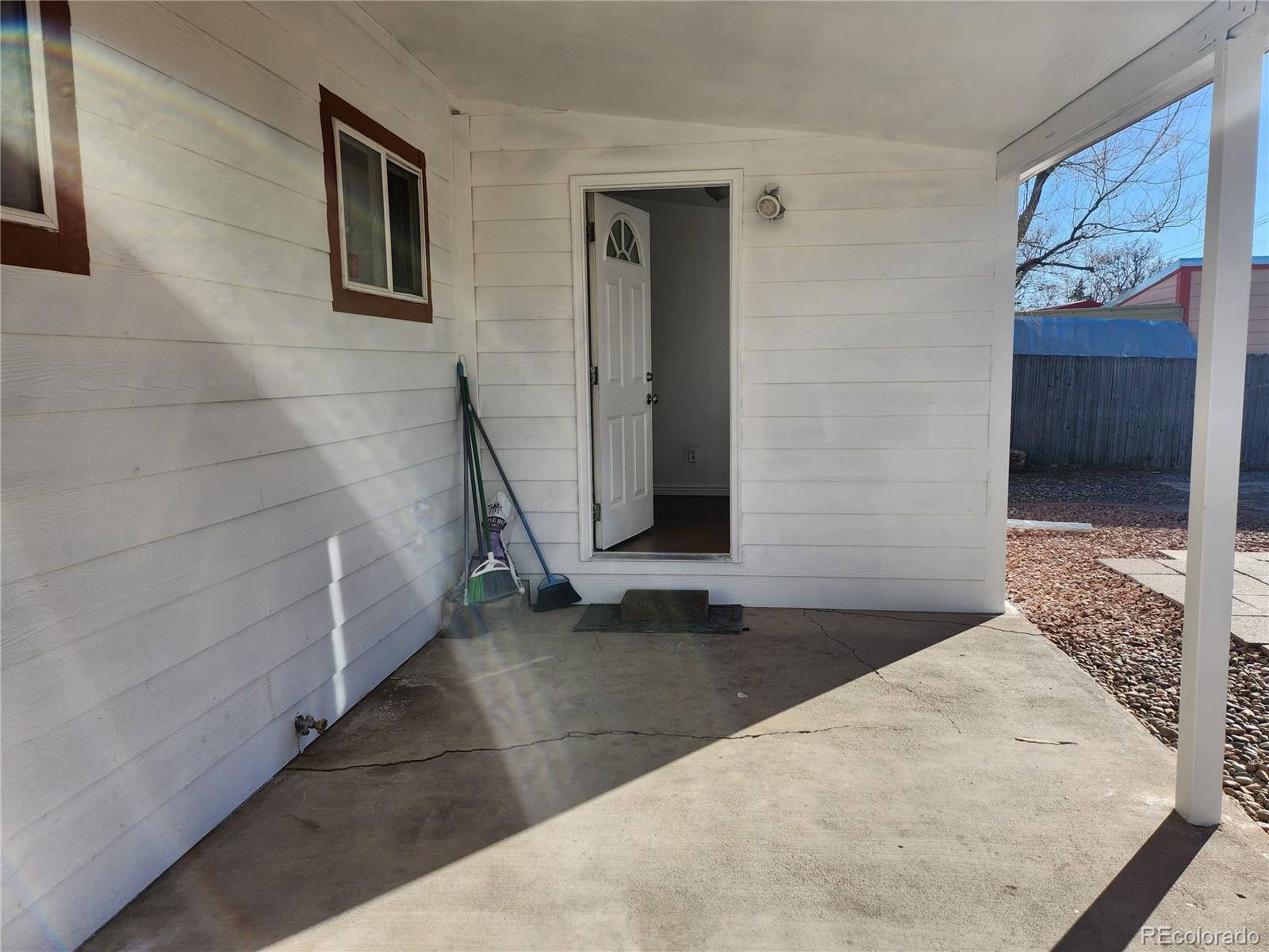 MLS Image #16 for 1311 s quivas street,denver, Colorado