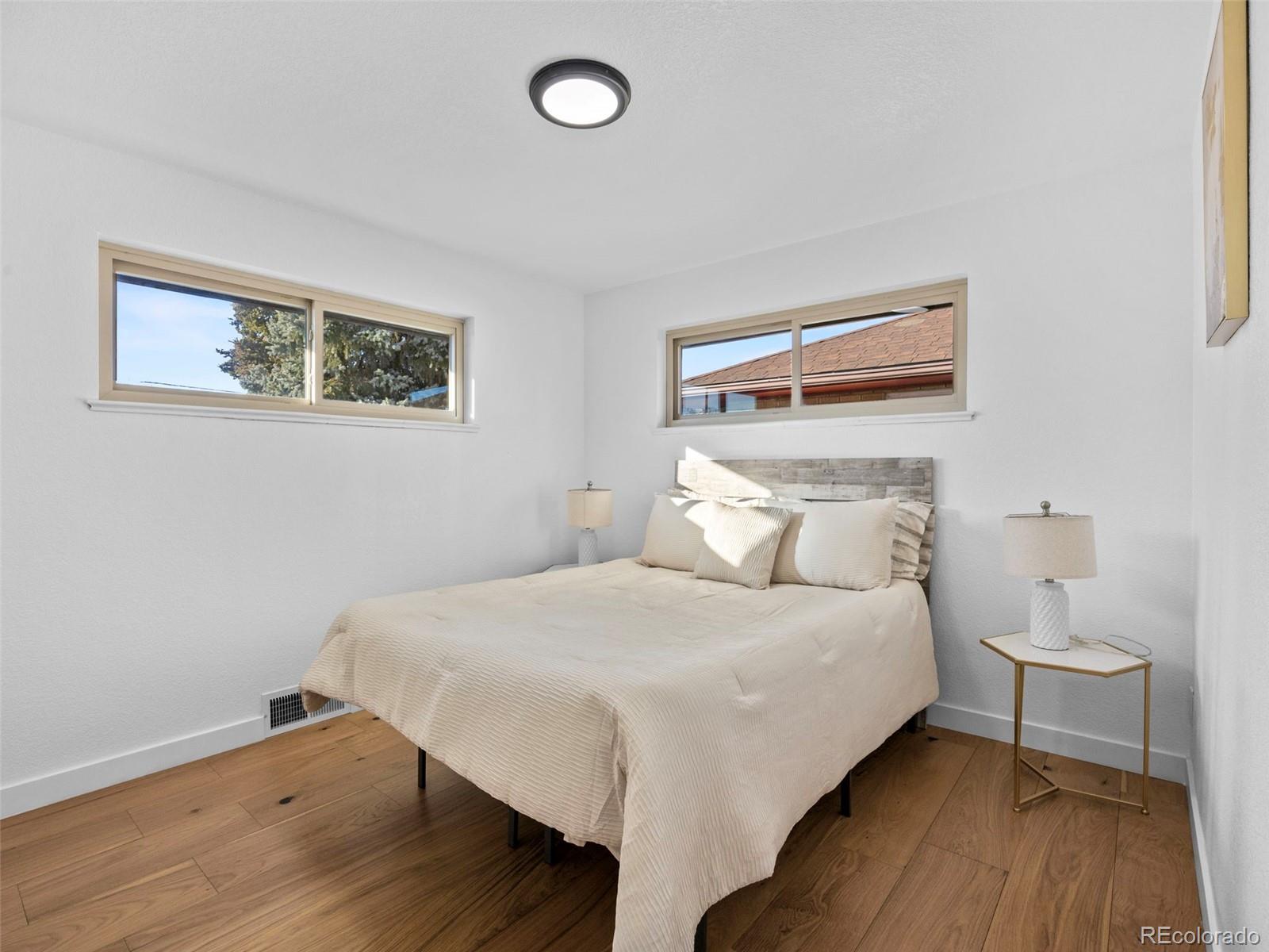 MLS Image #14 for 3553  hudson street,denver, Colorado