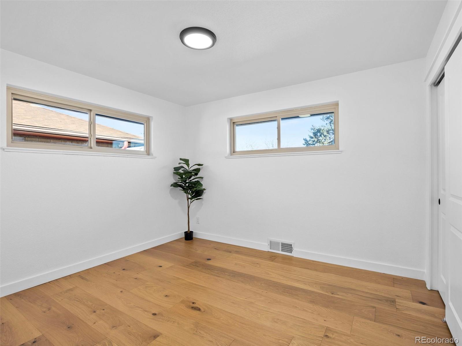 MLS Image #16 for 3553  hudson street,denver, Colorado