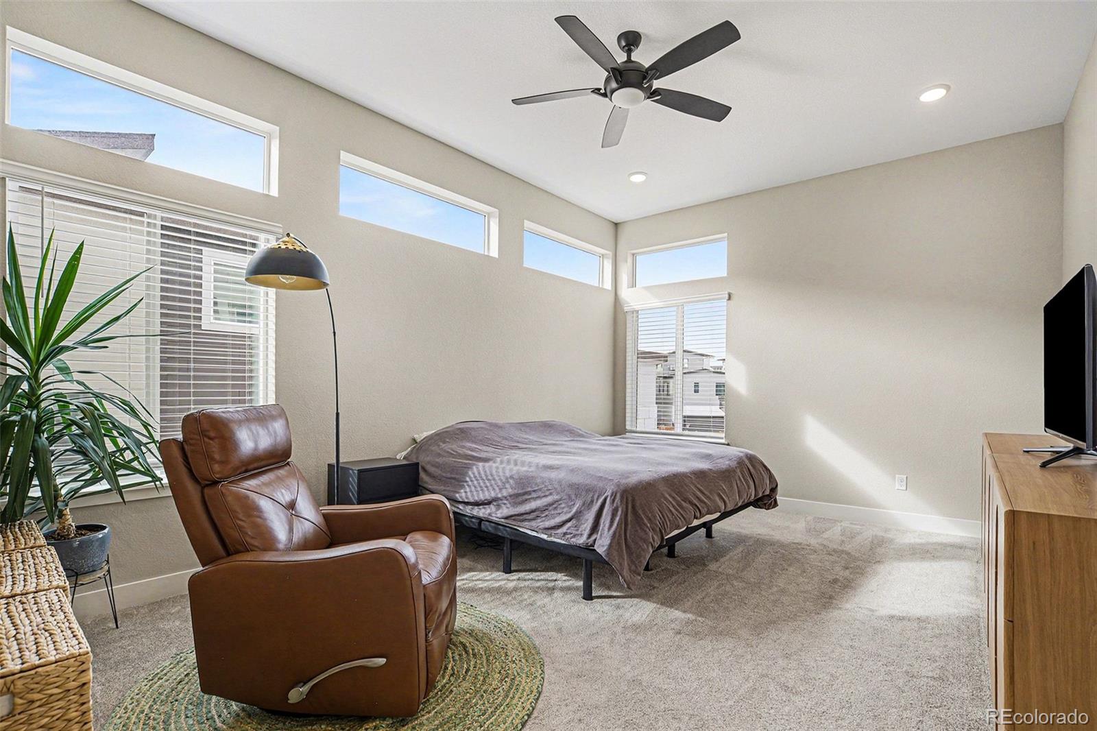 MLS Image #10 for 9958 e 63rd place,denver, Colorado