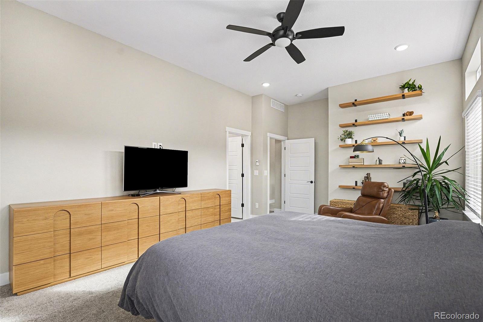 MLS Image #11 for 9958 e 63rd place,denver, Colorado