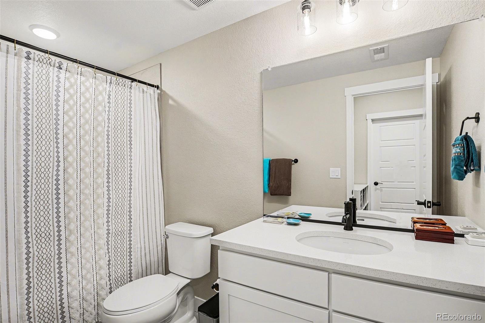 MLS Image #16 for 9958 e 63rd place,denver, Colorado