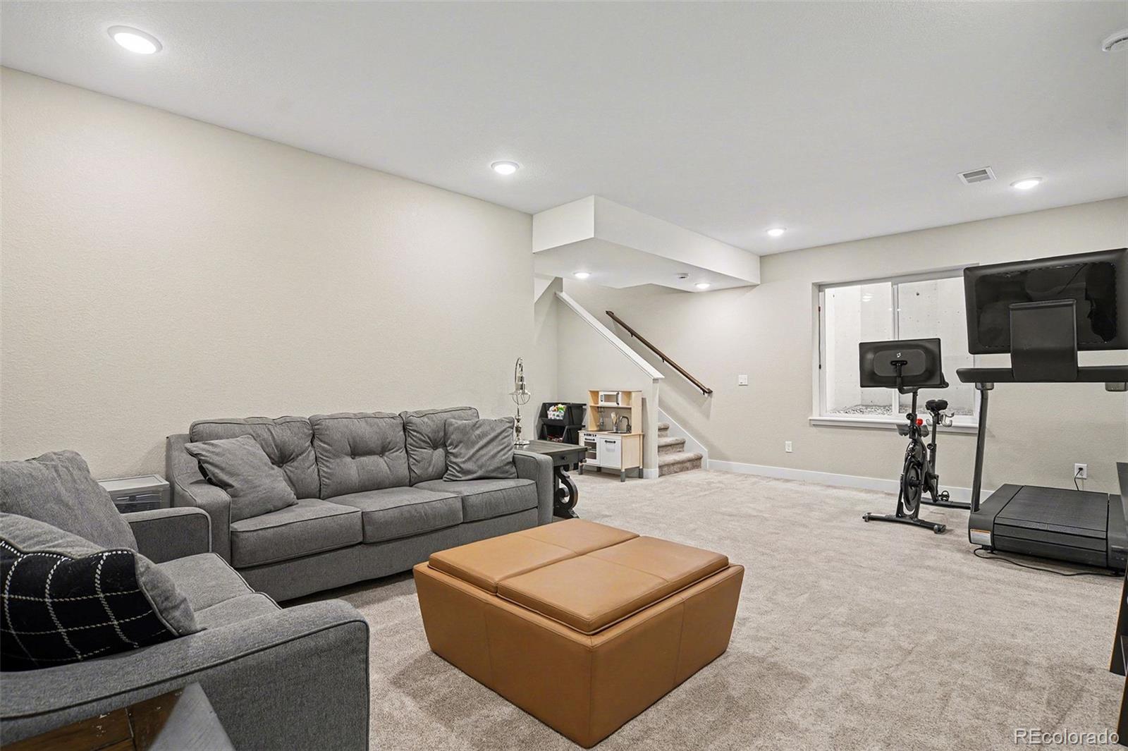 MLS Image #20 for 9958 e 63rd place,denver, Colorado