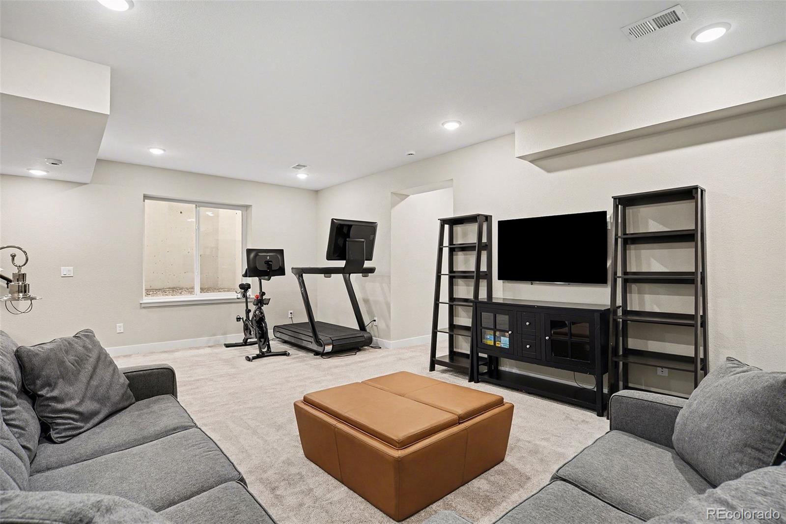 MLS Image #21 for 9958 e 63rd place,denver, Colorado