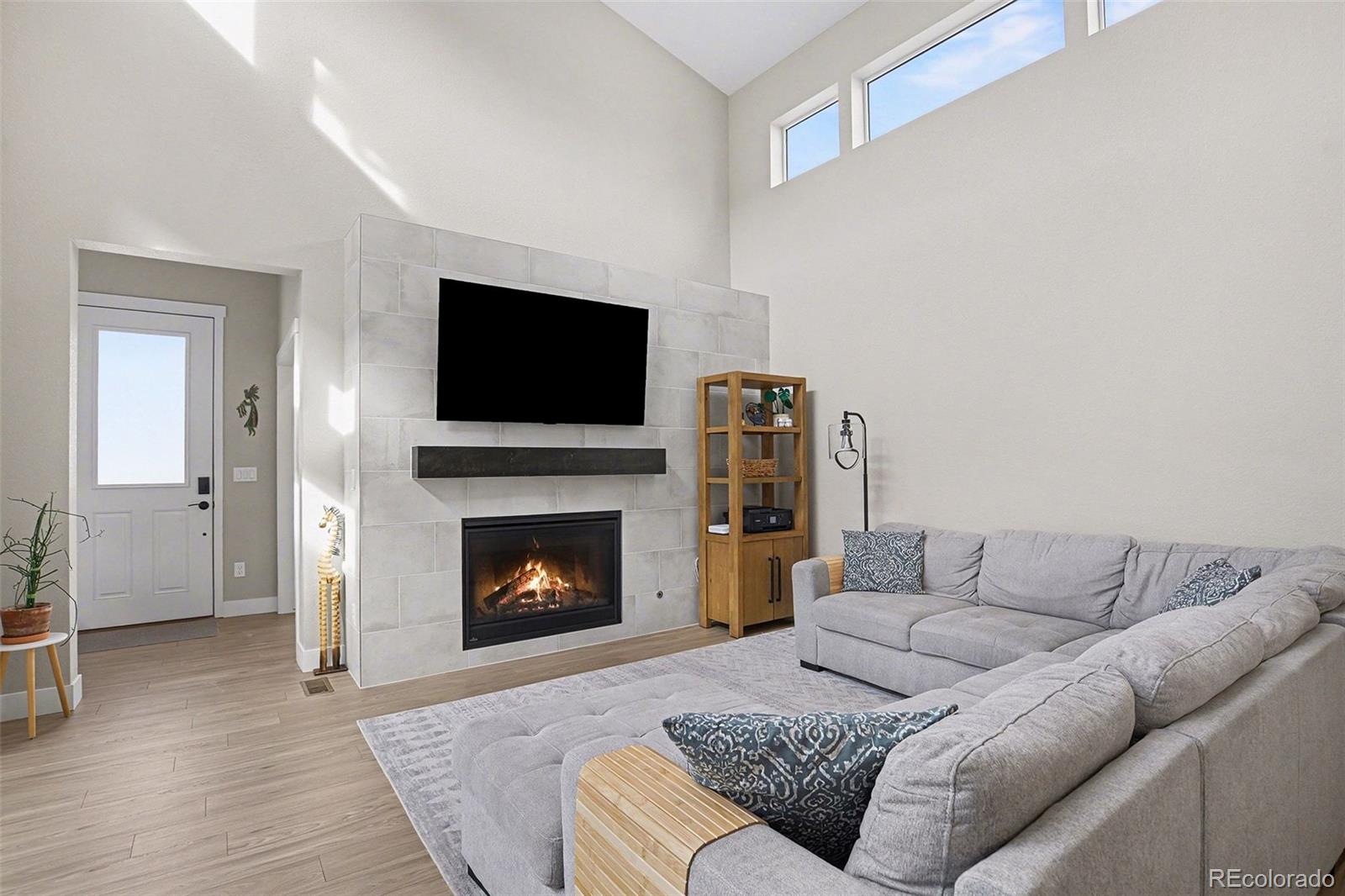 MLS Image #6 for 9958 e 63rd place,denver, Colorado