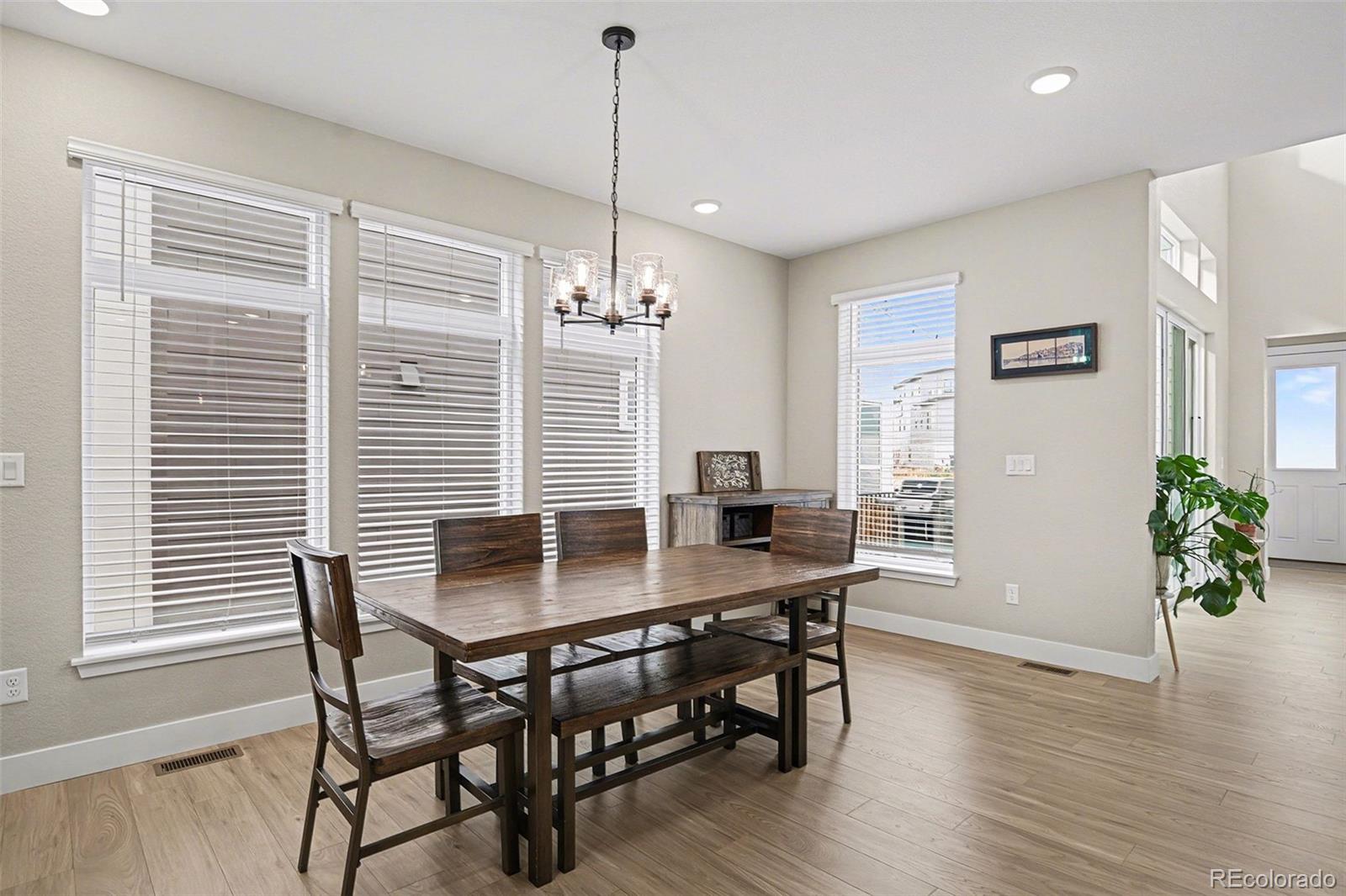 MLS Image #8 for 9958 e 63rd place,denver, Colorado