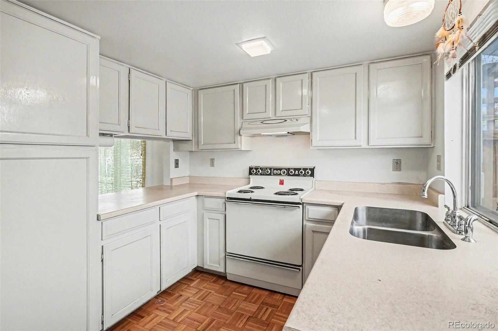 MLS Image #4 for 3766 s mission parkway a,aurora, Colorado