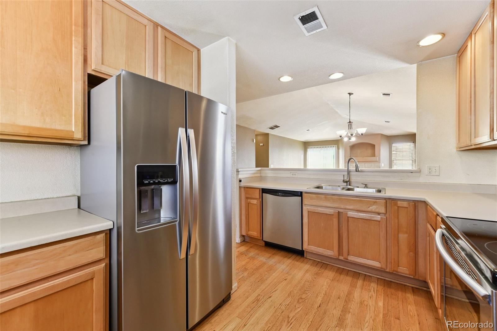 MLS Image #10 for 16168 e 105th way,commerce city, Colorado