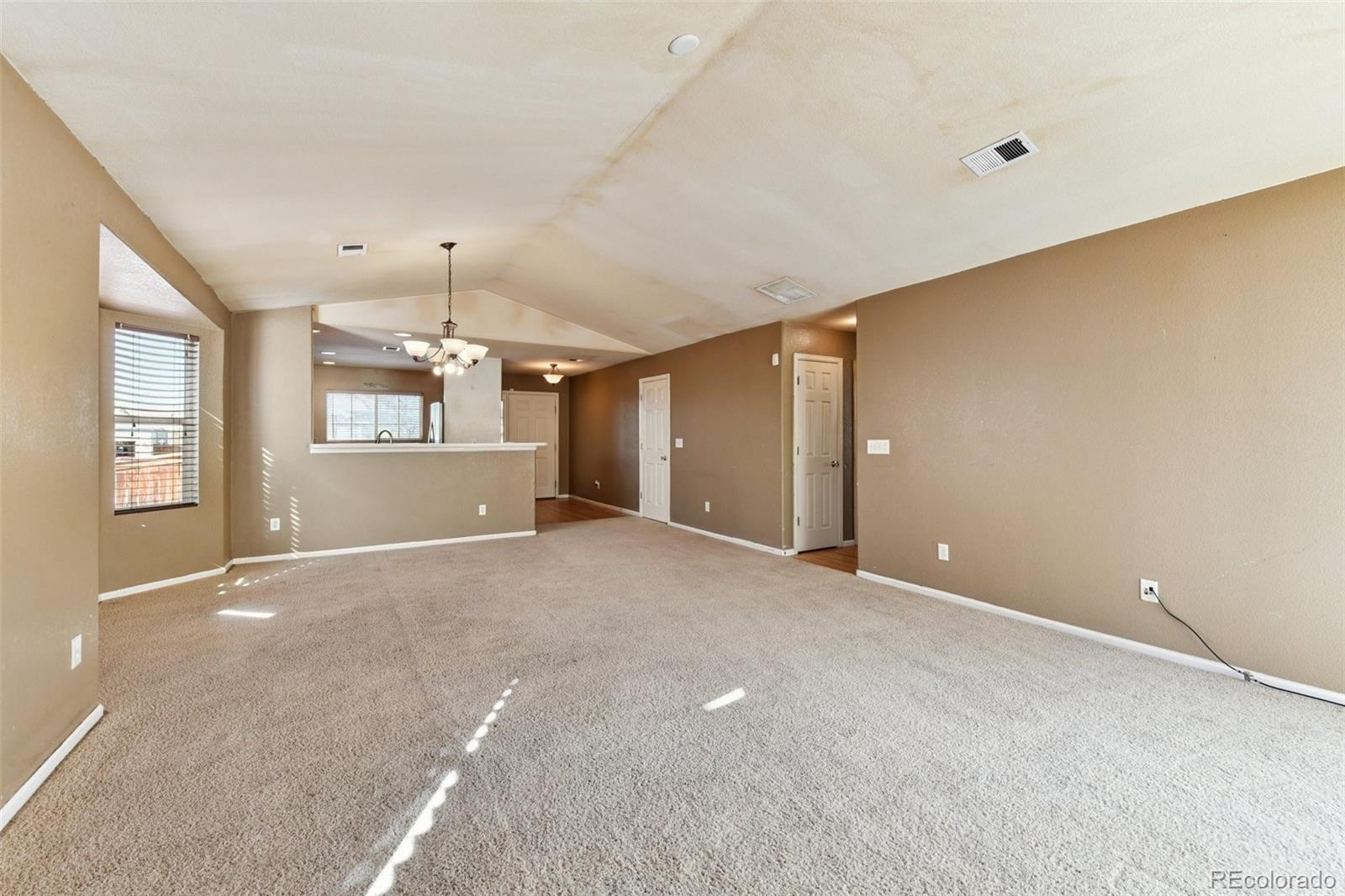 MLS Image #6 for 16168 e 105th way,commerce city, Colorado
