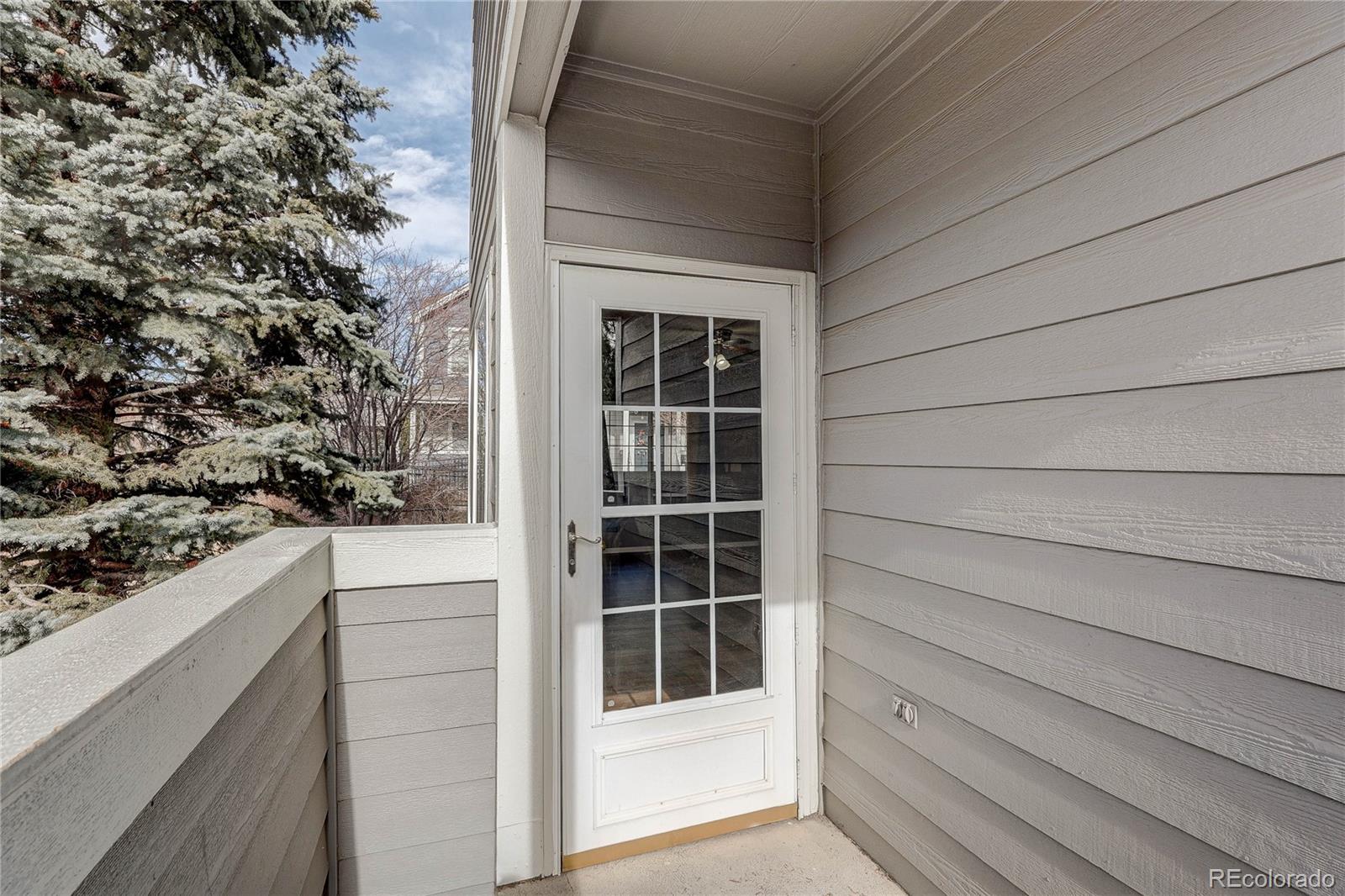 MLS Image #11 for 1558 s danube circle 101,aurora, Colorado
