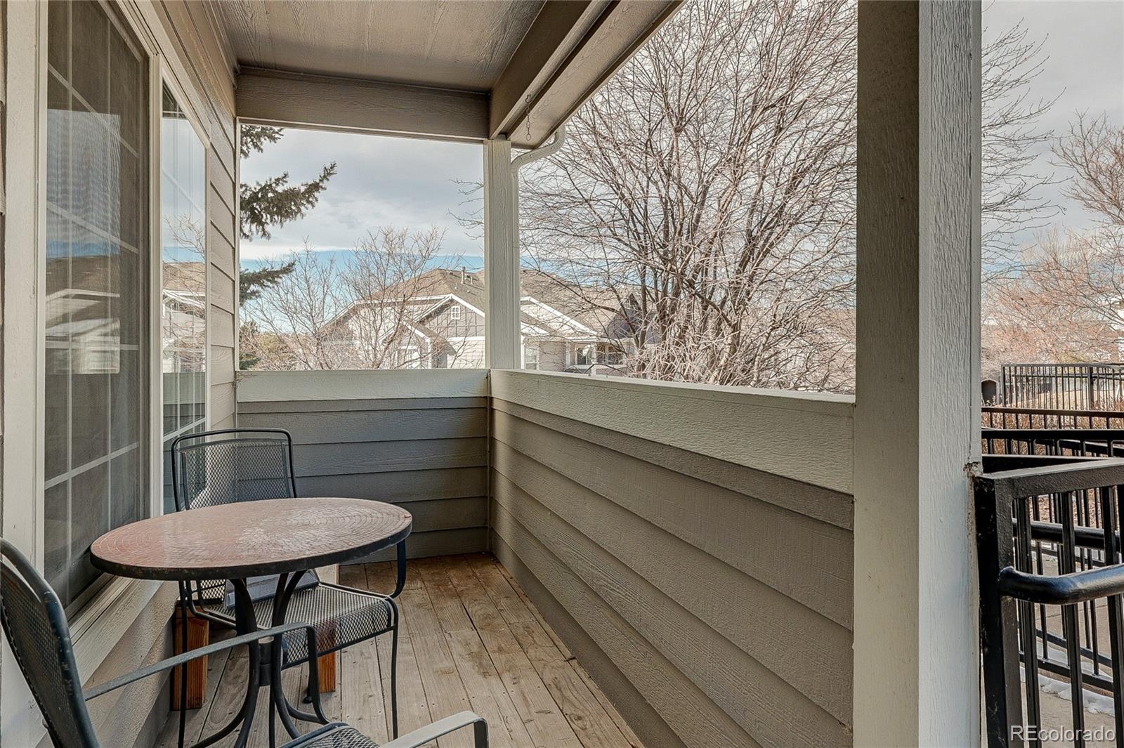 MLS Image #2 for 1558 s danube circle 101,aurora, Colorado