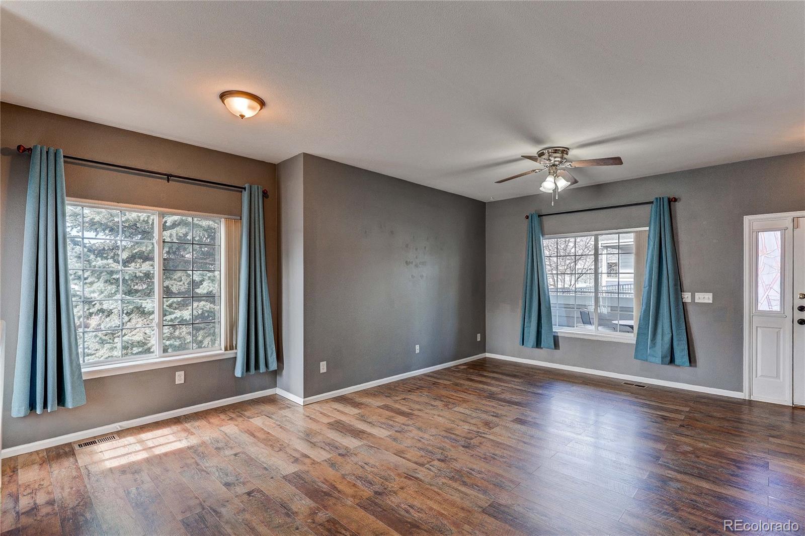 MLS Image #3 for 1558 s danube circle 101,aurora, Colorado