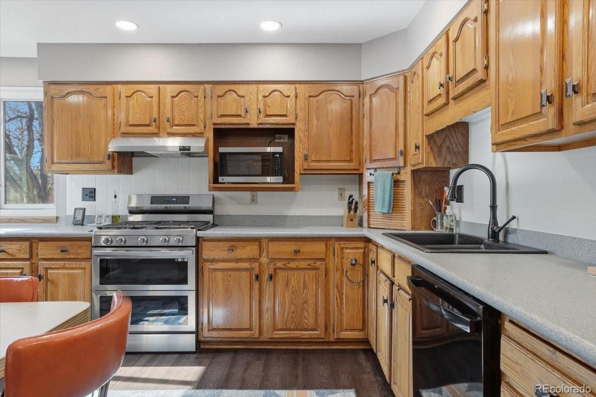 MLS Image #33 for 3810  hawk lane,colorado springs, Colorado