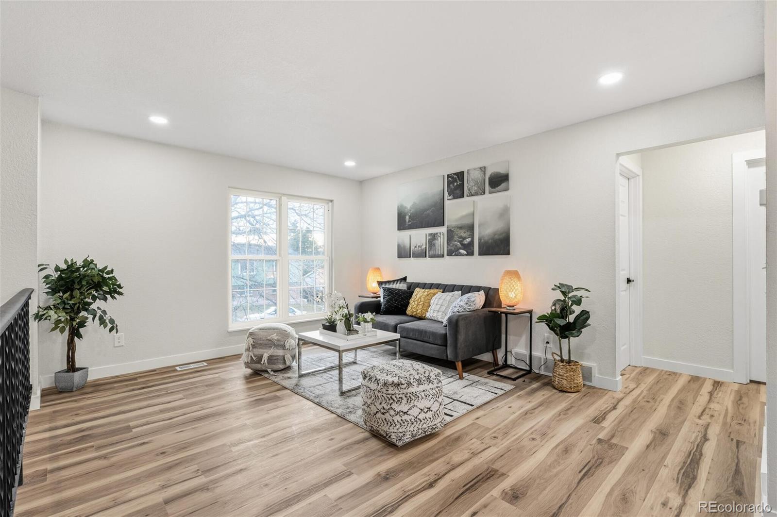 MLS Image #3 for 1476 s olathe way,aurora, Colorado