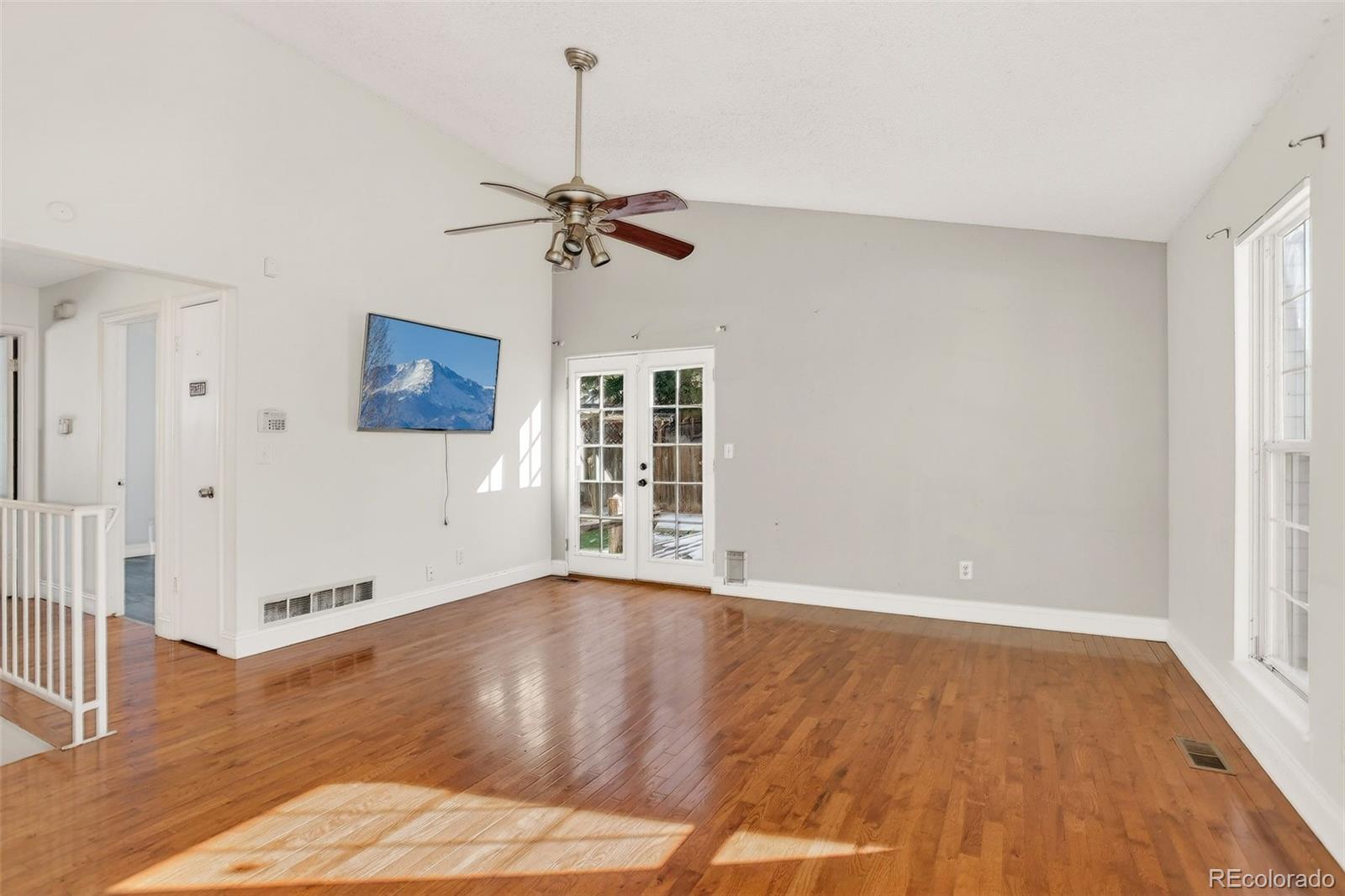 MLS Image #10 for 19805 e girard avenue,aurora, Colorado