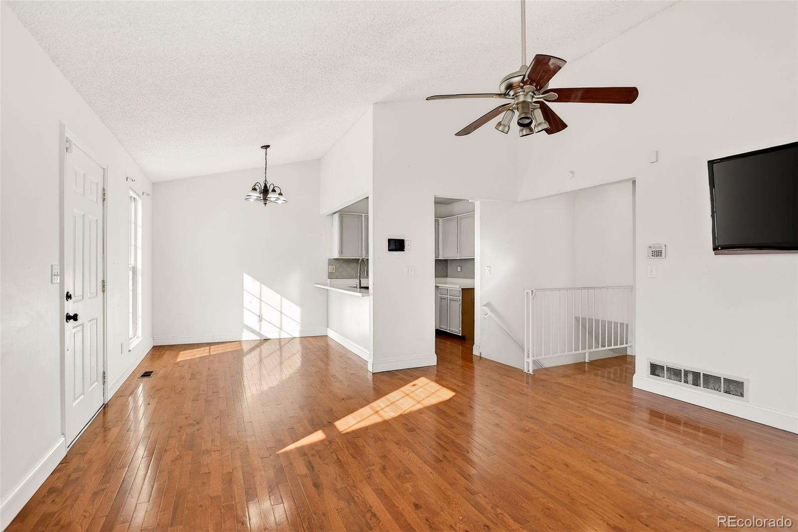 MLS Image #11 for 19805 e girard avenue,aurora, Colorado