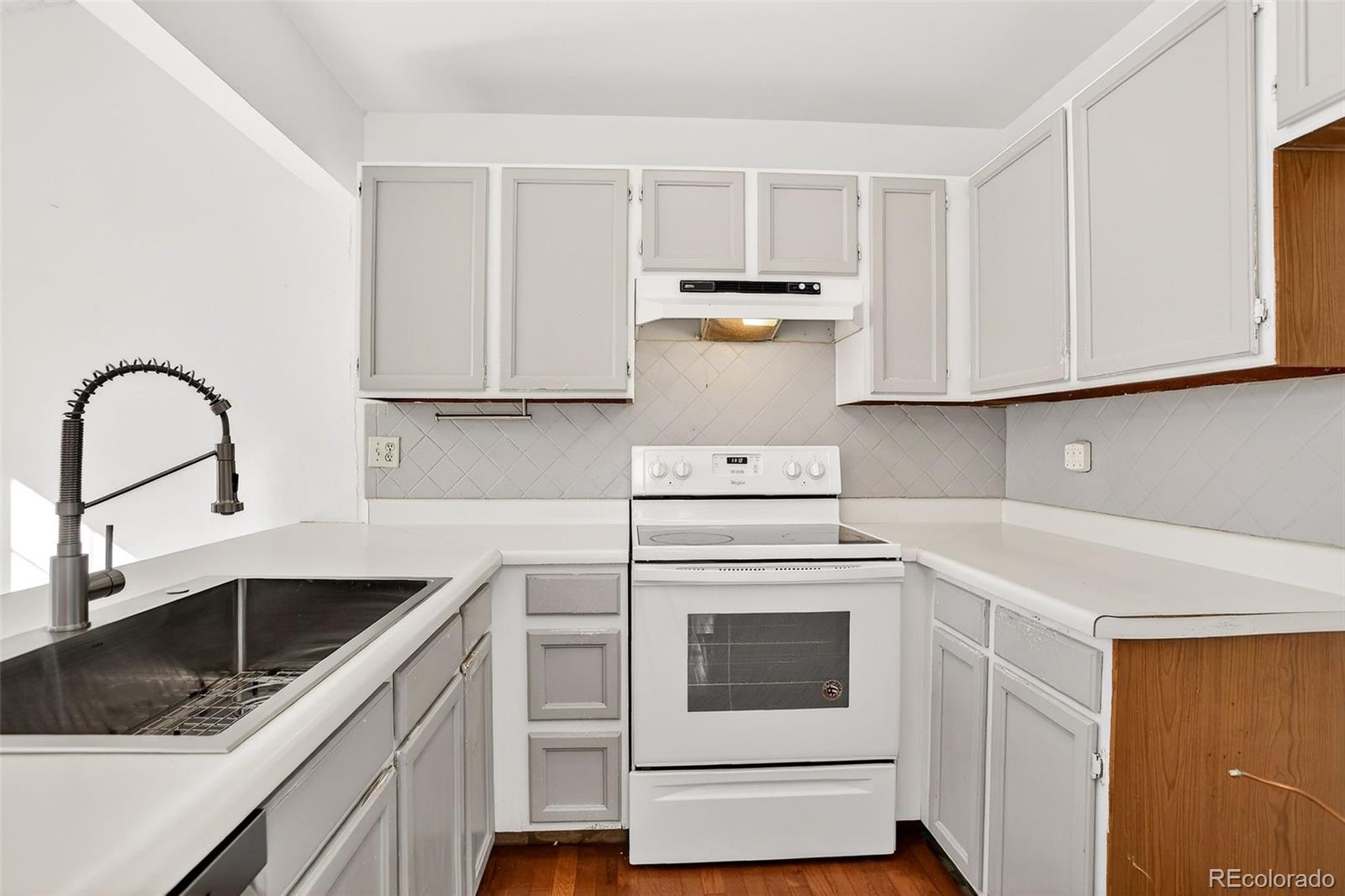 MLS Image #14 for 19805 e girard avenue,aurora, Colorado