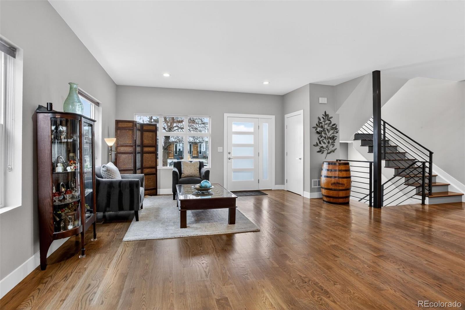 MLS Image #5 for 2635 s acoma street,denver, Colorado