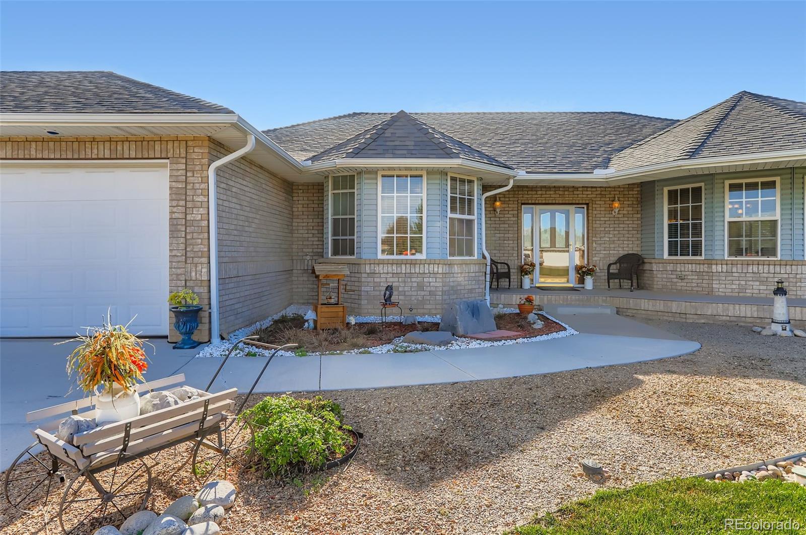MLS Image #3 for 204  grand view circle,mead, Colorado