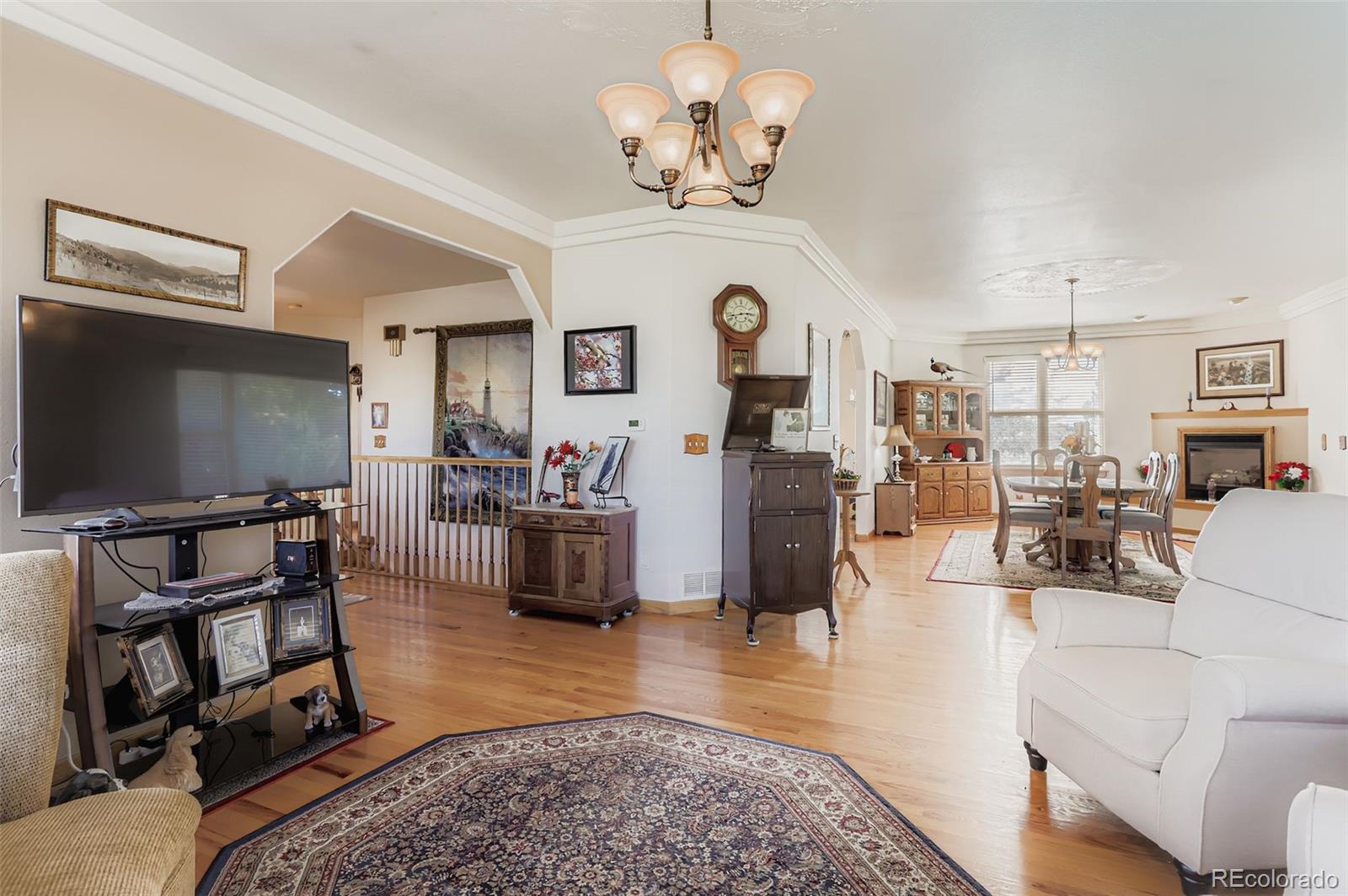 MLS Image #7 for 204  grand view circle,mead, Colorado