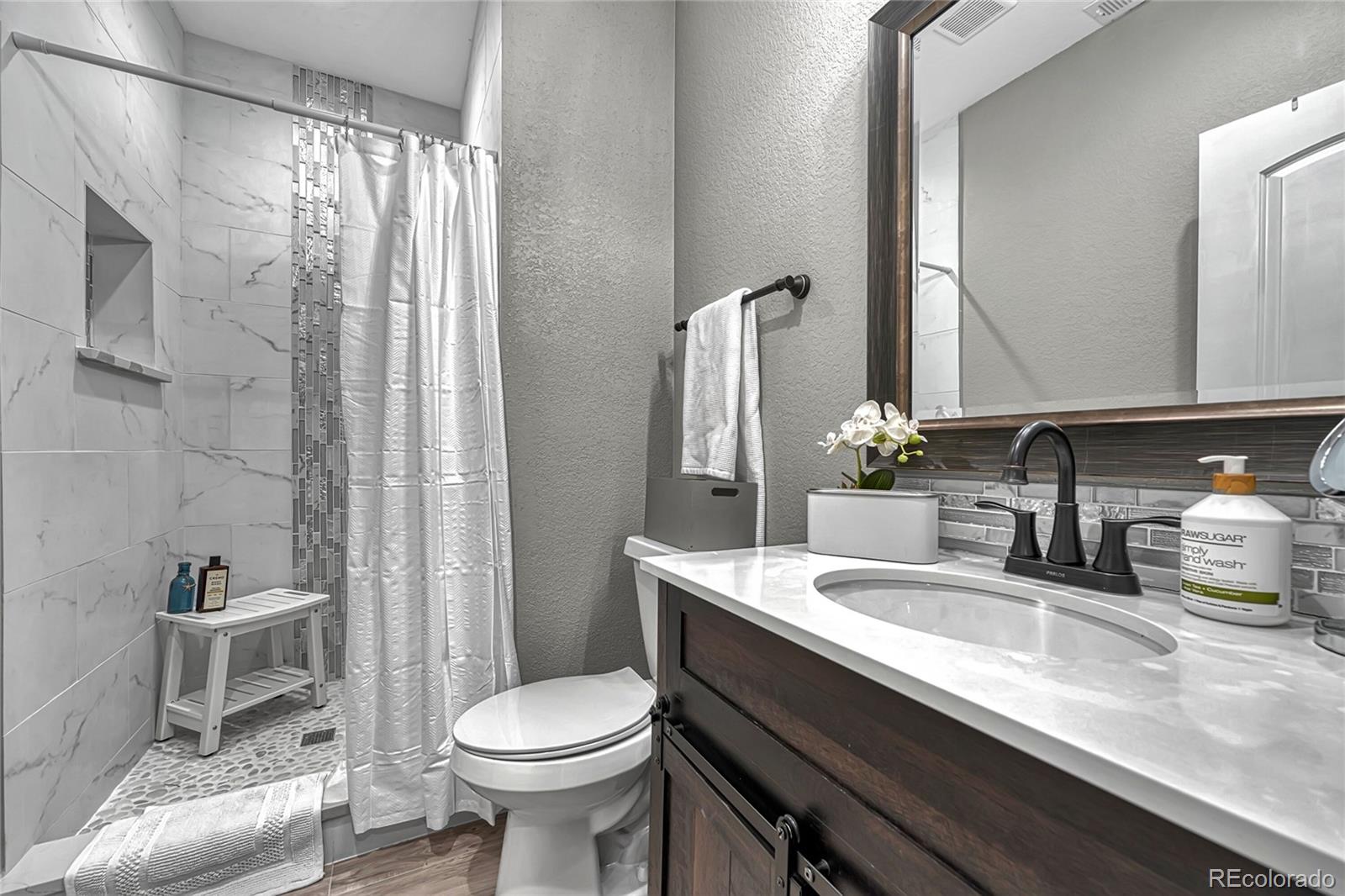 MLS Image #32 for 33 n jamestown way,aurora, Colorado