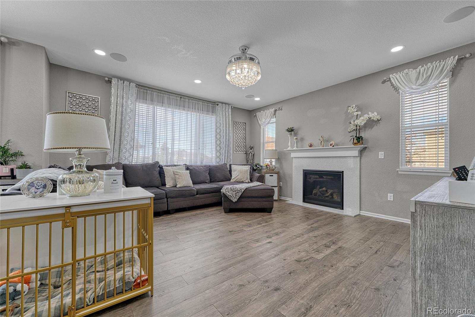 MLS Image #9 for 33 n jamestown way,aurora, Colorado