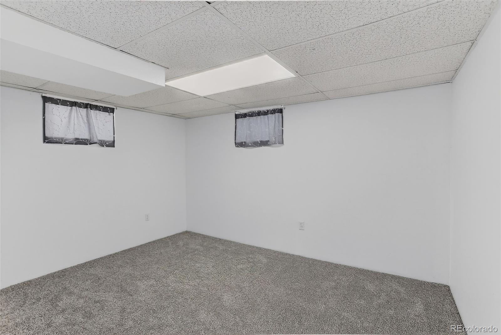 MLS Image #18 for 1861 s knox court,denver, Colorado