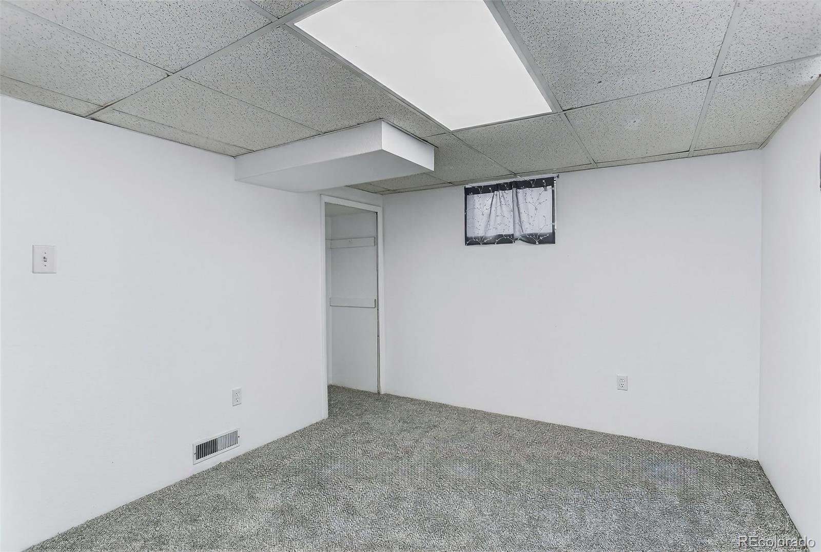 MLS Image #19 for 1861 s knox court,denver, Colorado
